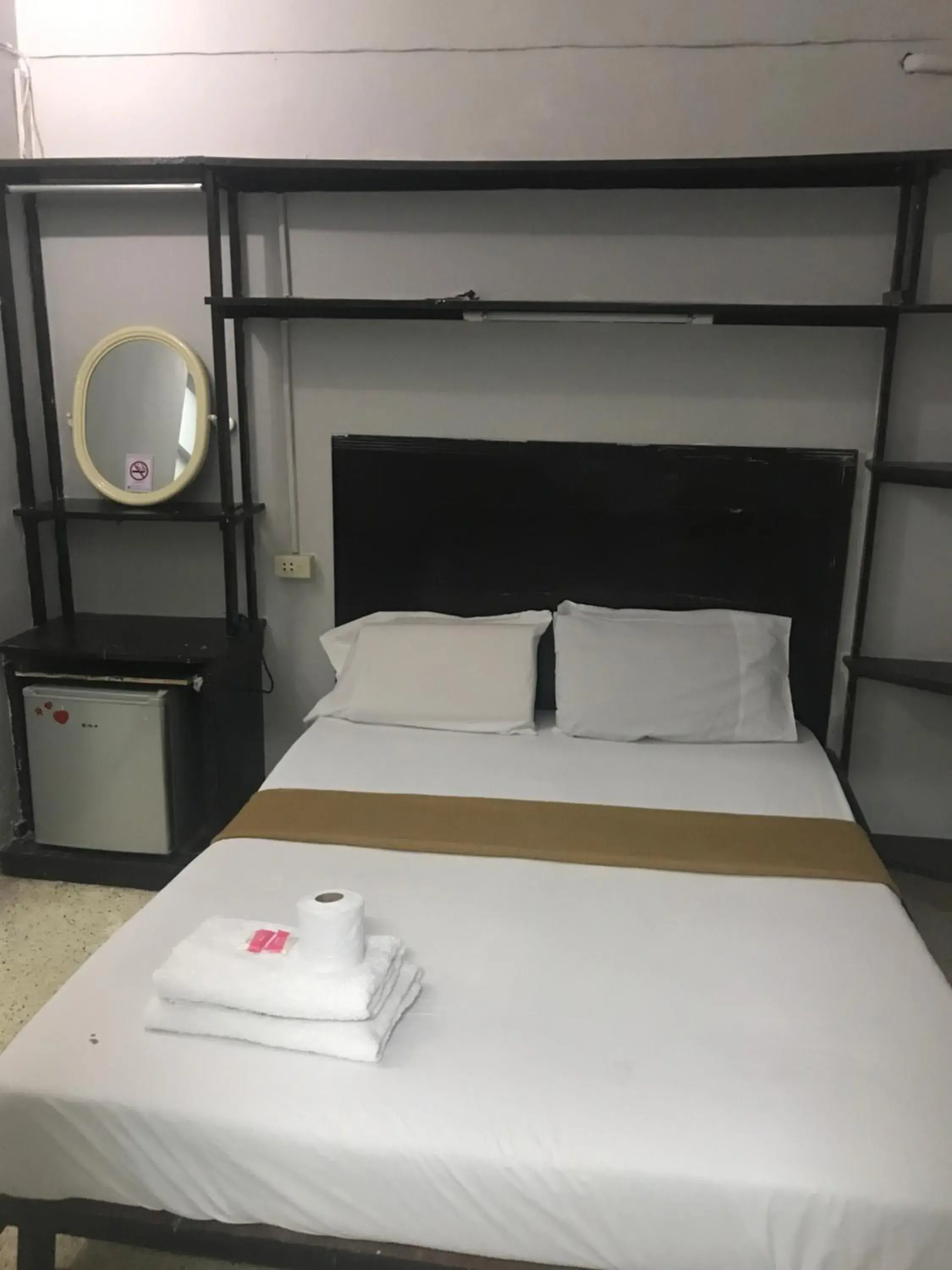 Economy Double Room in Scandalic Bar and Guest house Economy Double Room in Scandalic Bar and Guest house