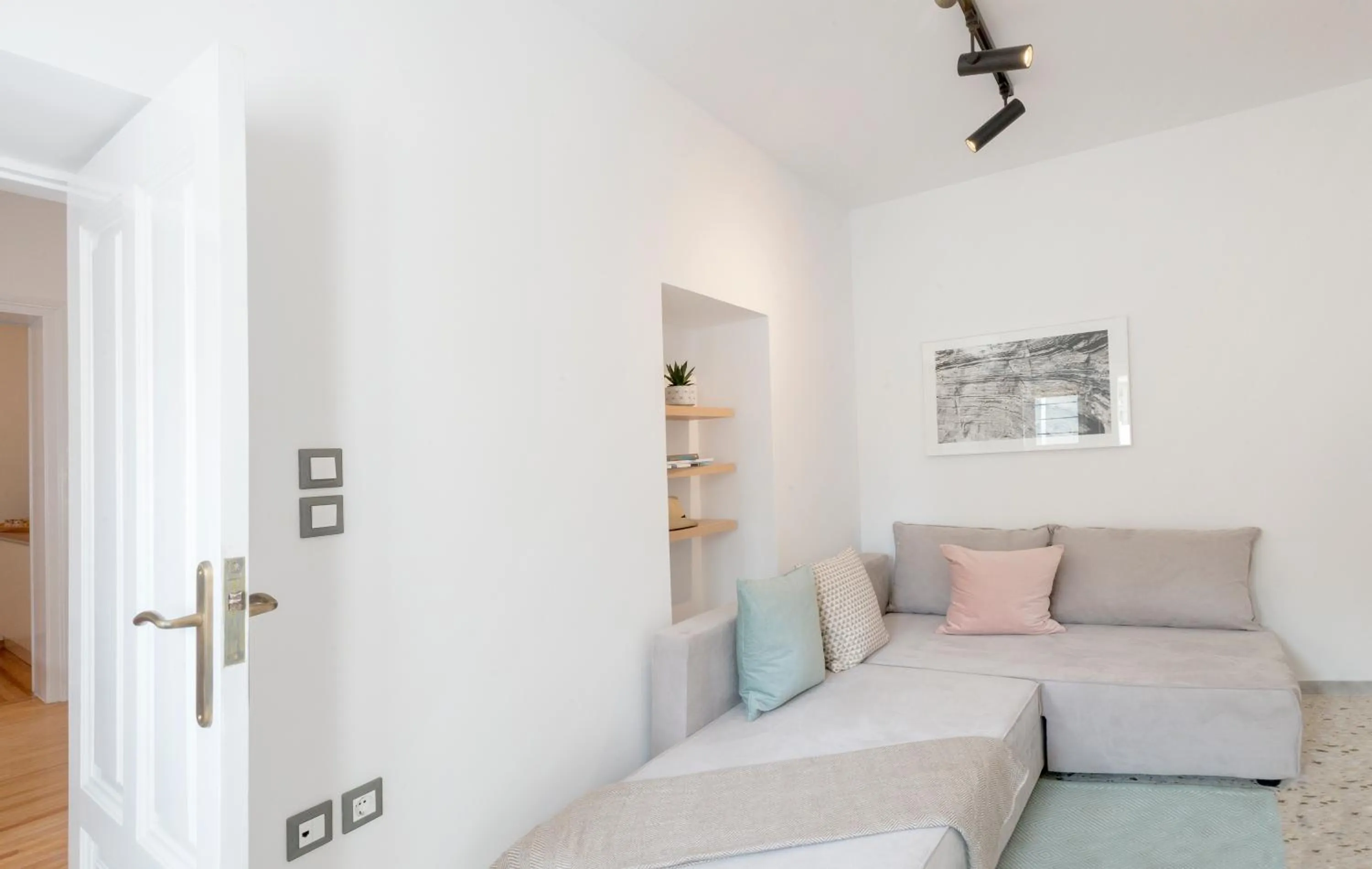 Living room, Bed in Athens Residence Apartments