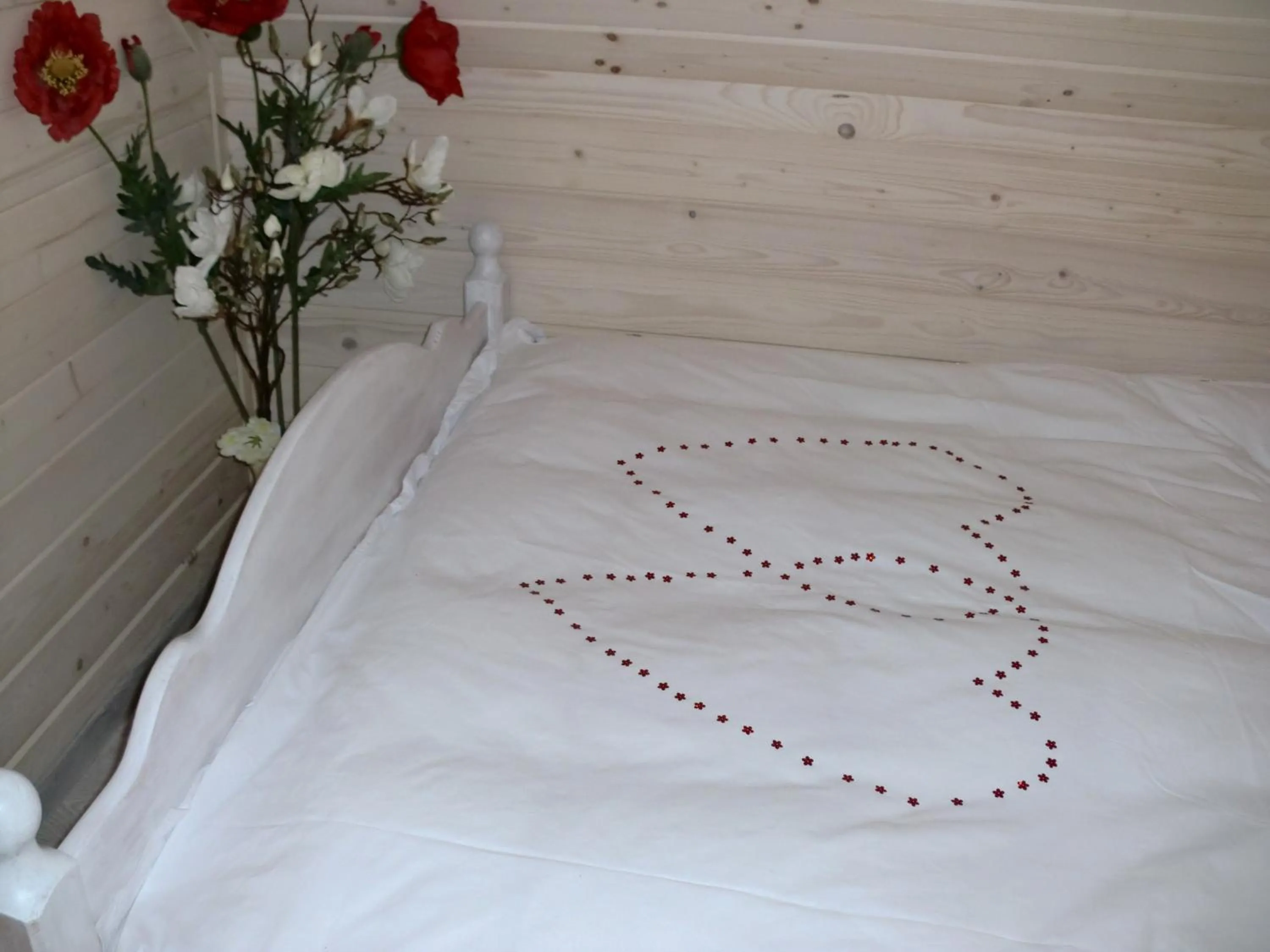 Decorative detail, Bed in Lawendowa Dolina