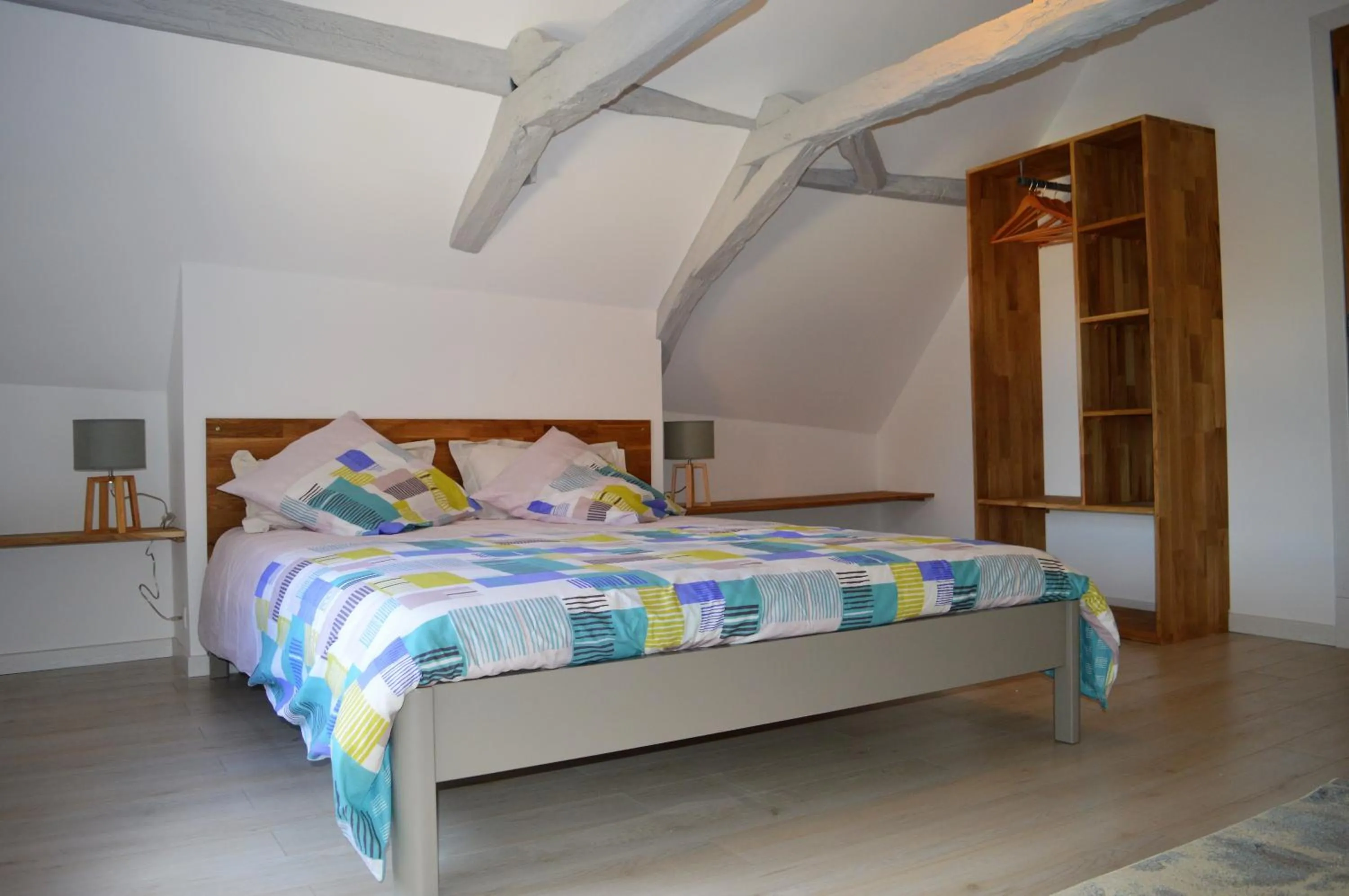Bedroom, Bed in Aux Volets Bleus Chez Mark & Sylvie