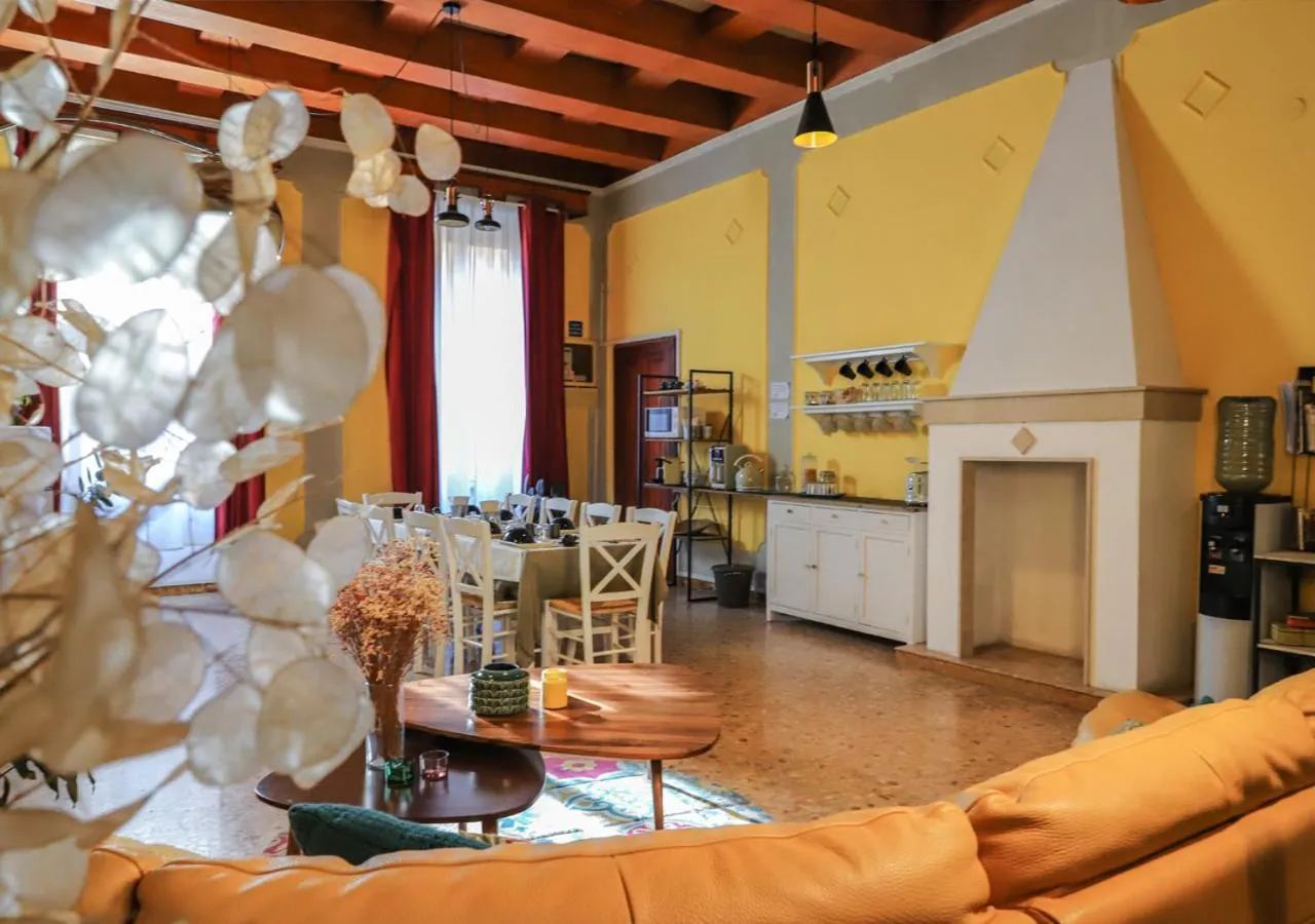 Living room in Retrò B&B