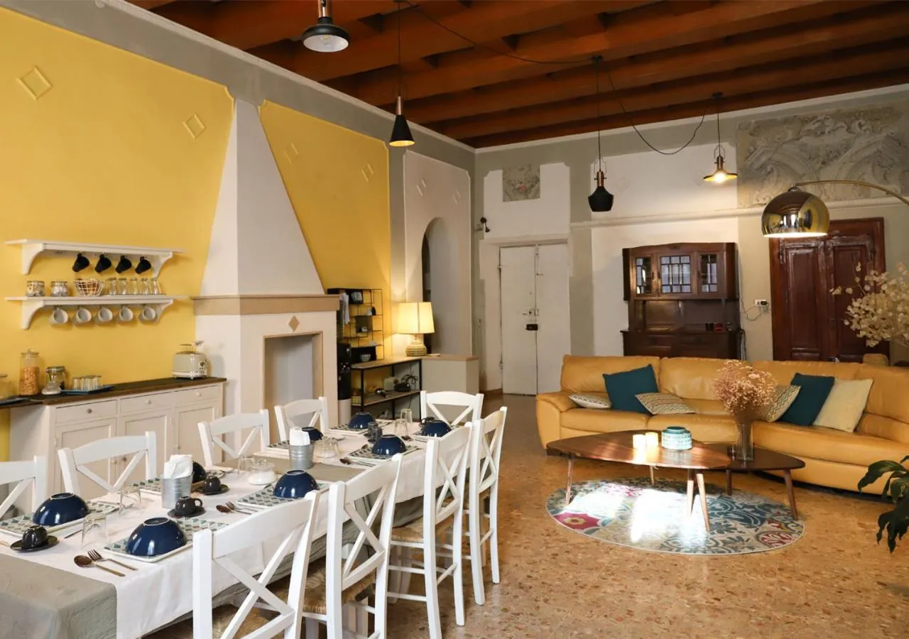 Living room in Retrò B&B