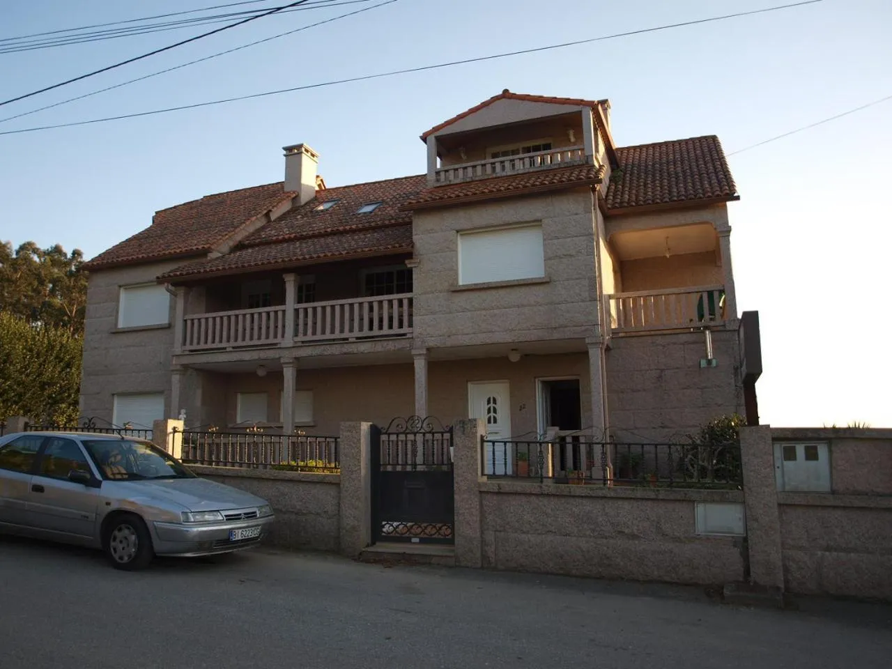 Property building in Chan da Vella