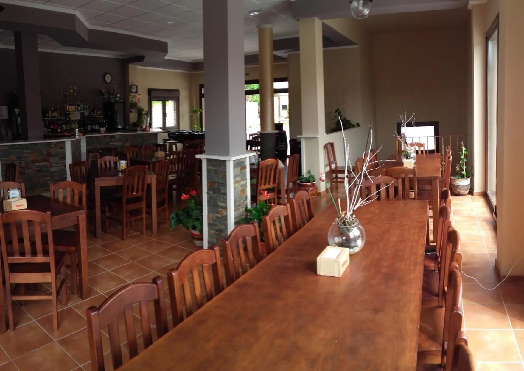 Restaurant/places to eat in Chan da Vella
