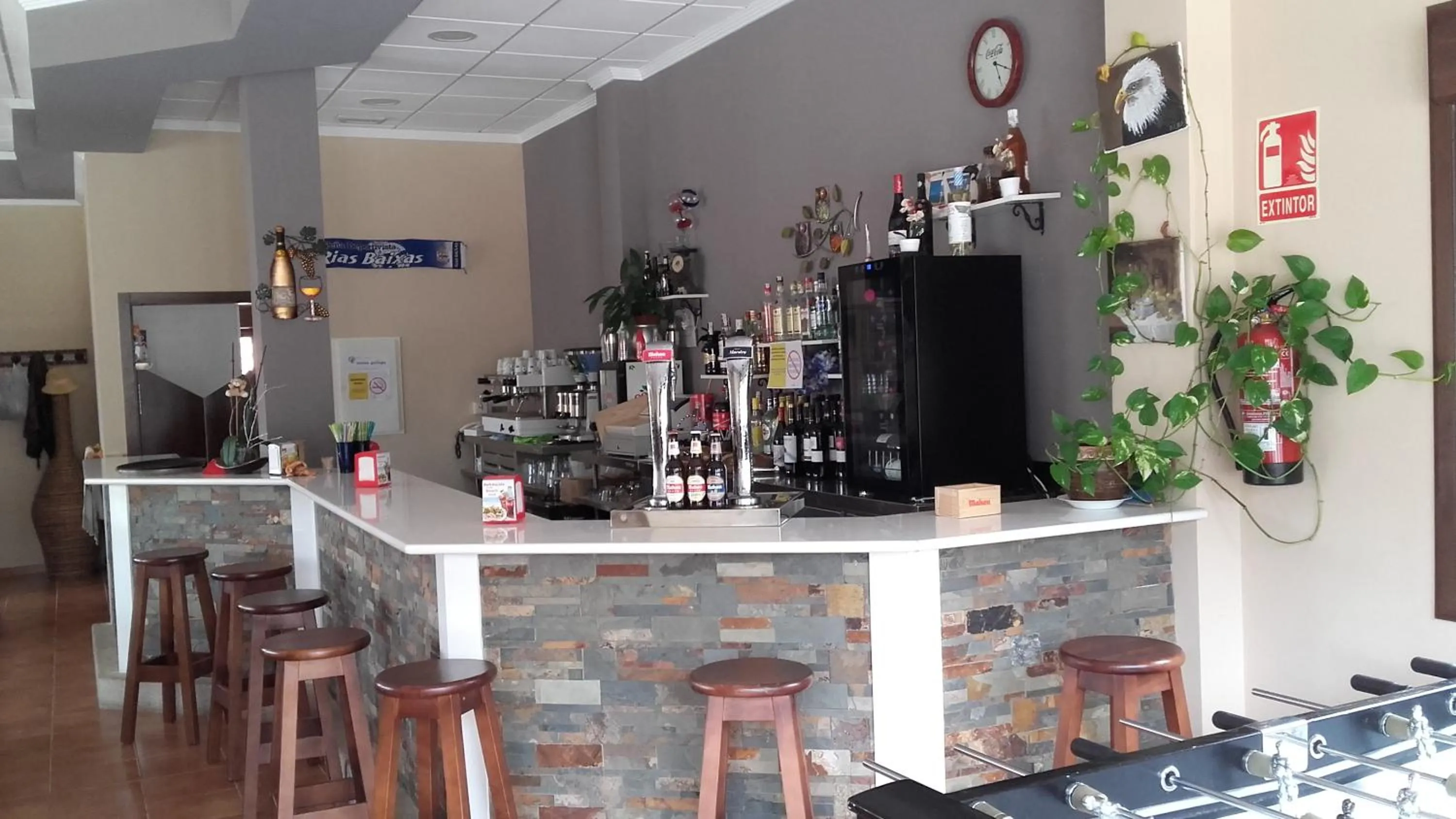 Restaurant/places to eat in Chan da Vella