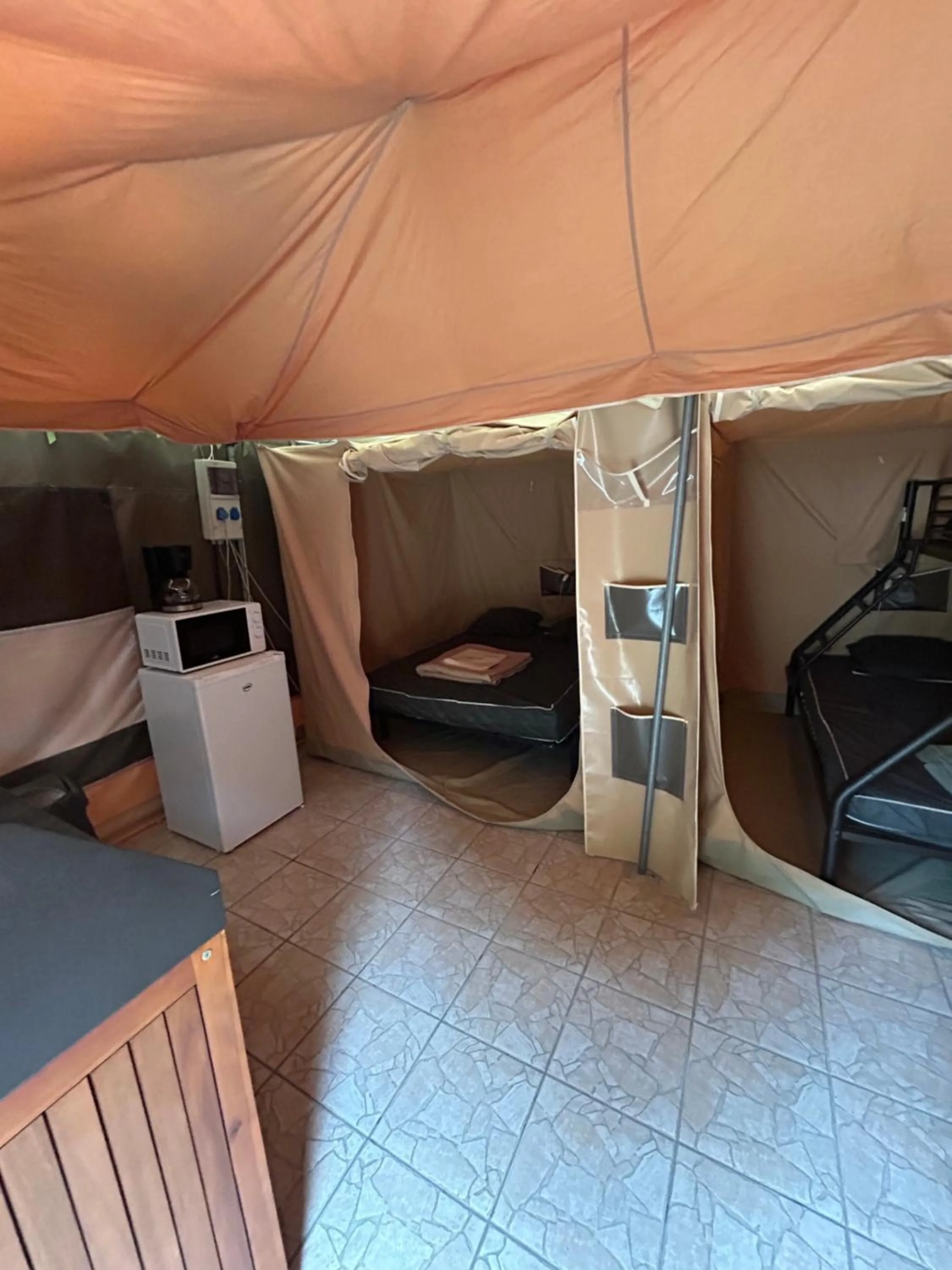 Camping Les Maraises