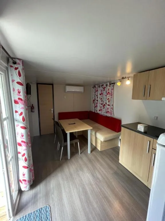 Camping Les Maraises