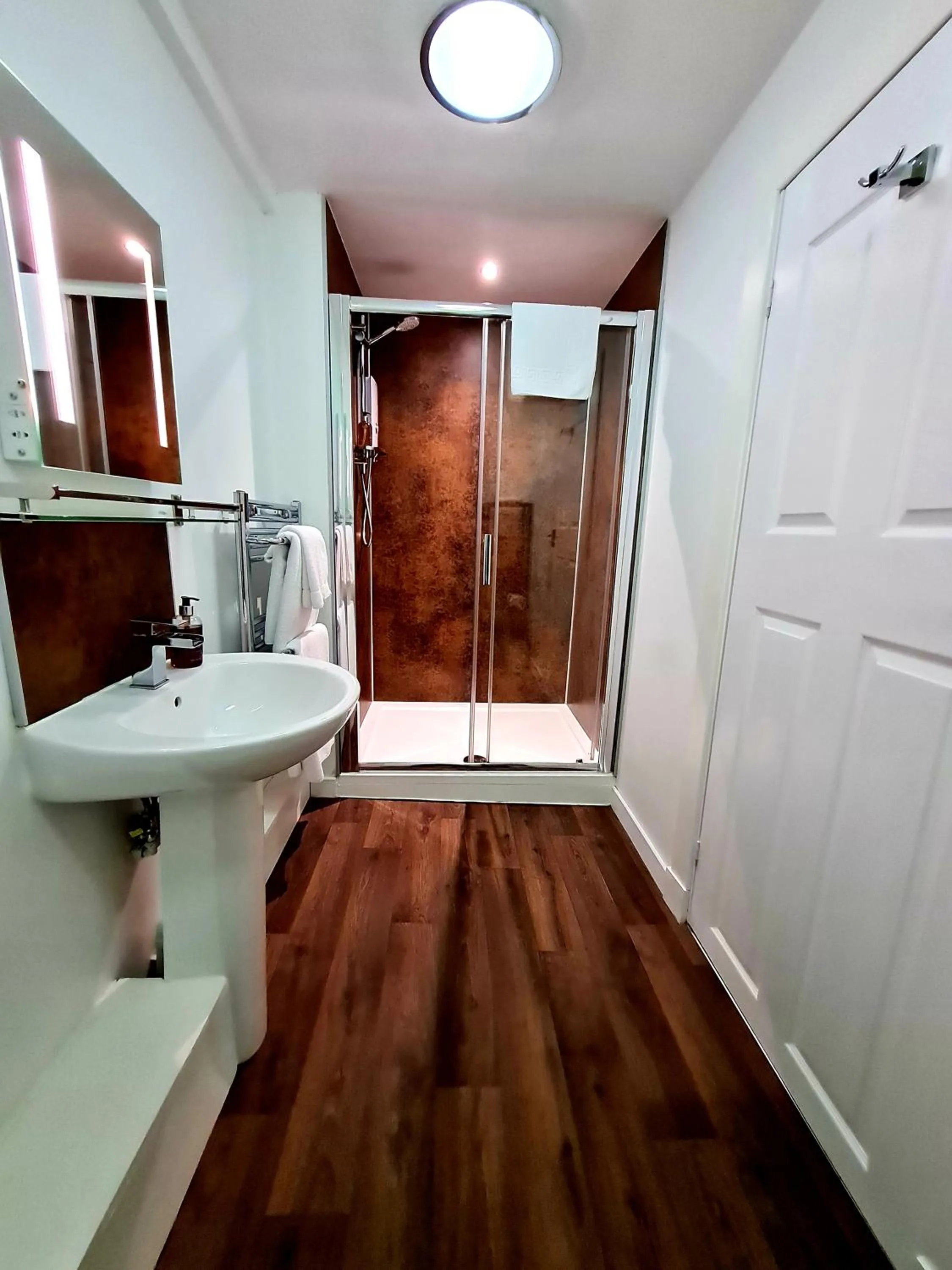 Bathroom in Atholl House Skye