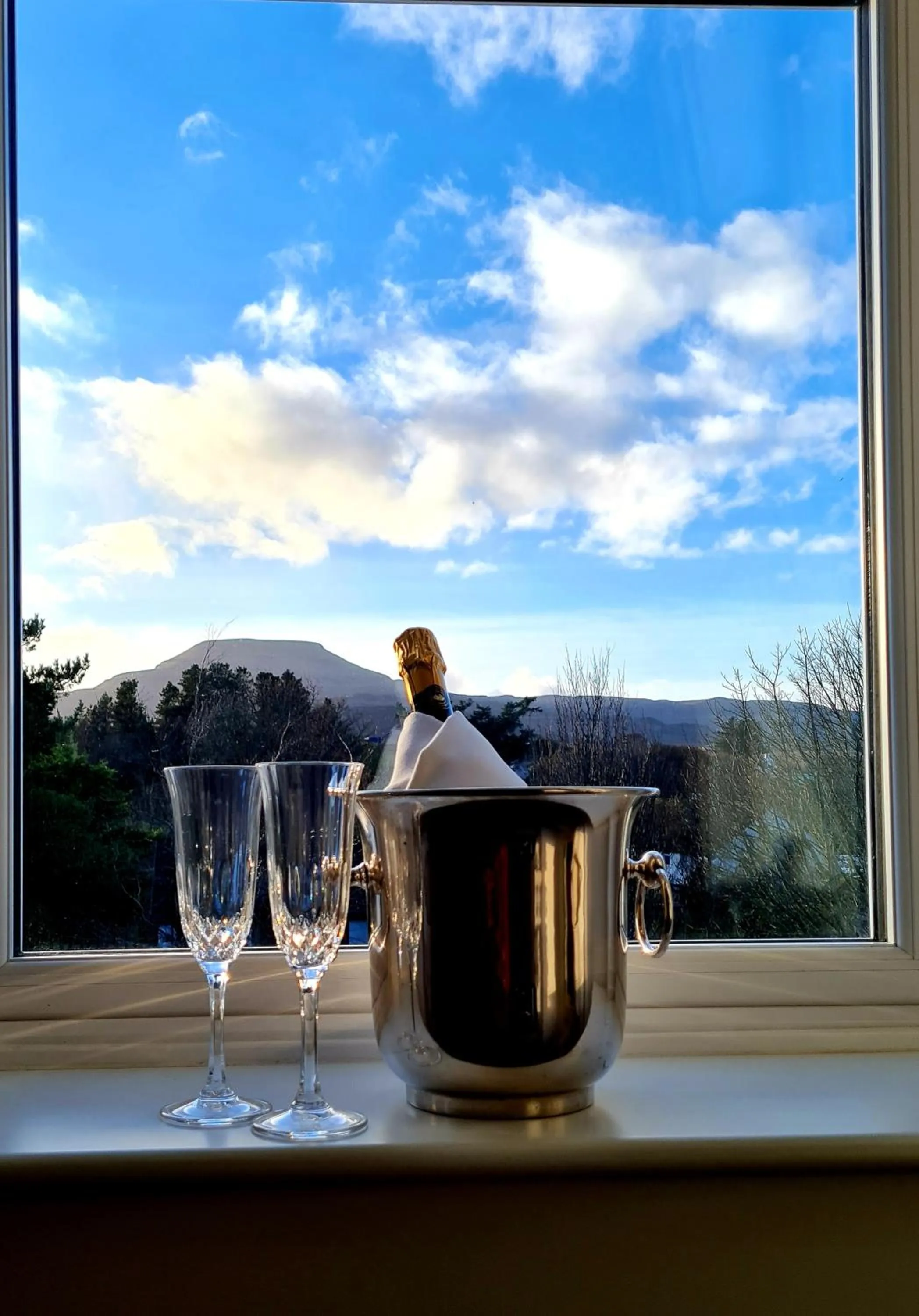 Drinks in Atholl House Skye