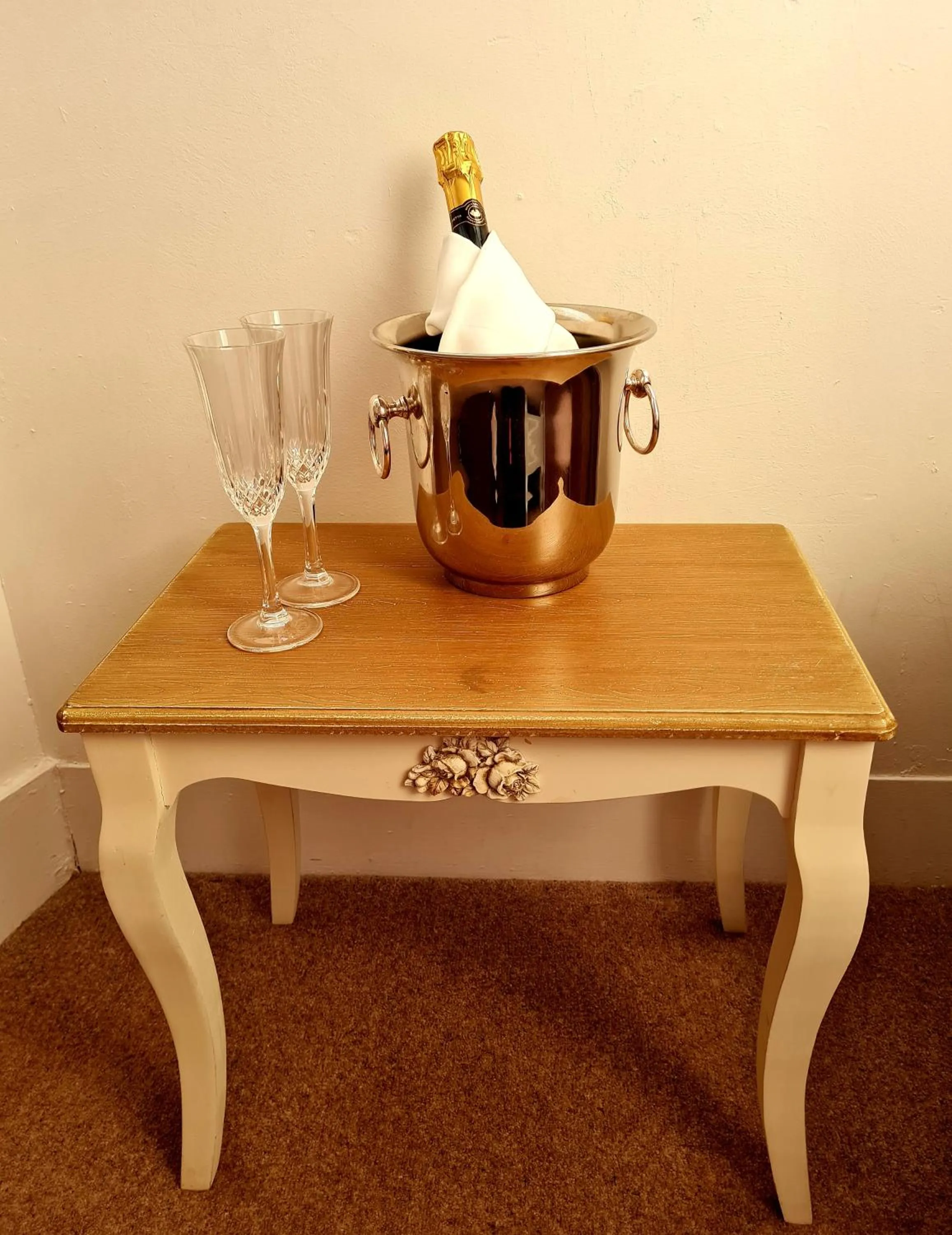 Lounge or bar in Atholl House Skye