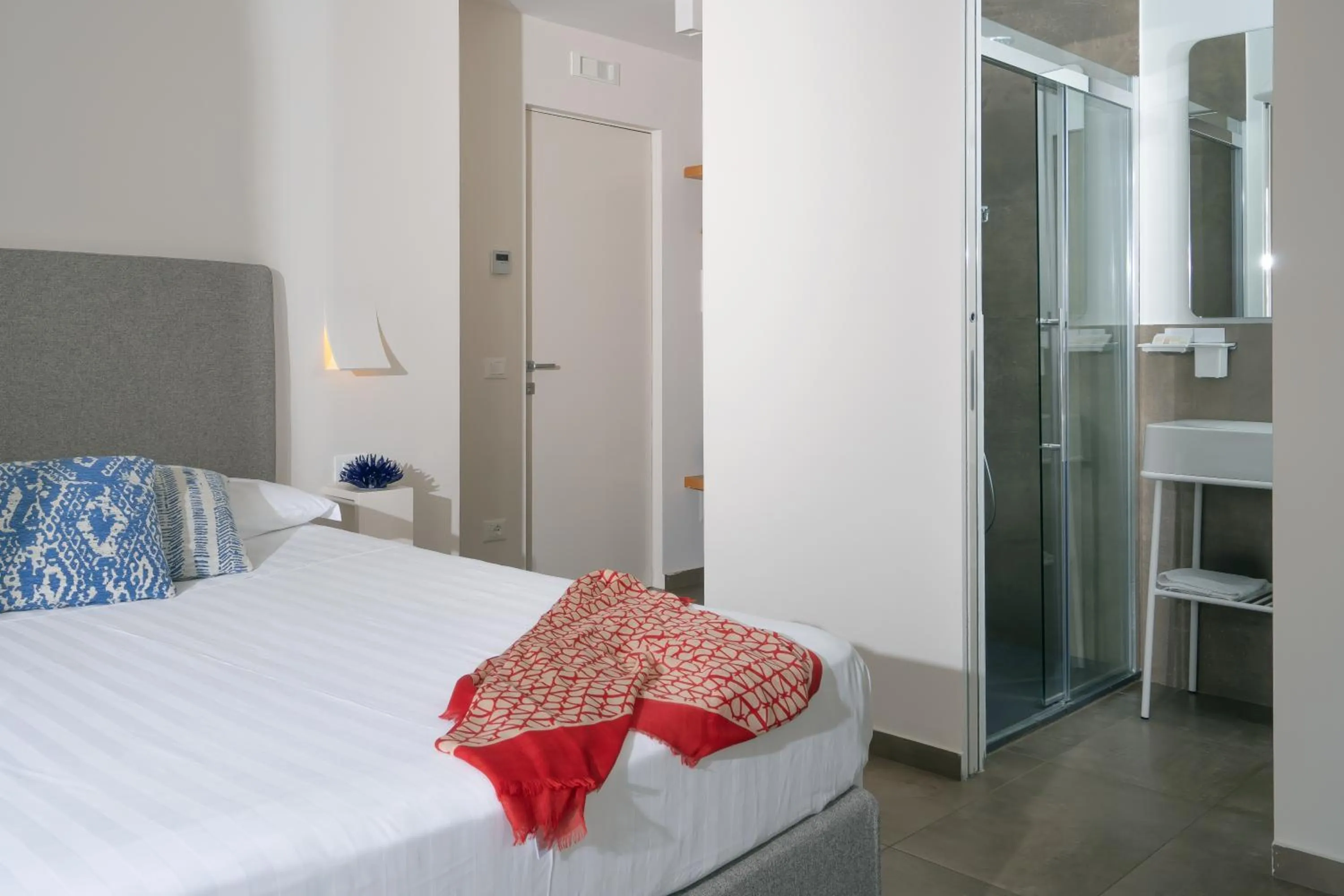 Shower, Bed in Santa Maria Vecchia Relais