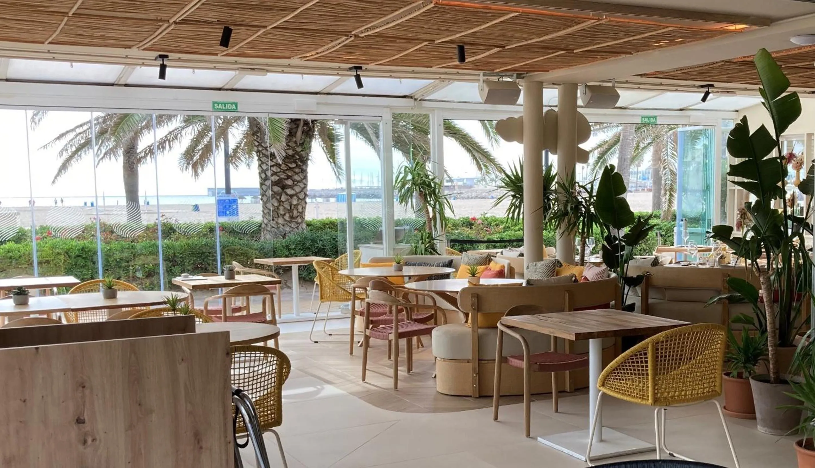 Restaurant/places to eat in Hotel Miramar Valencia