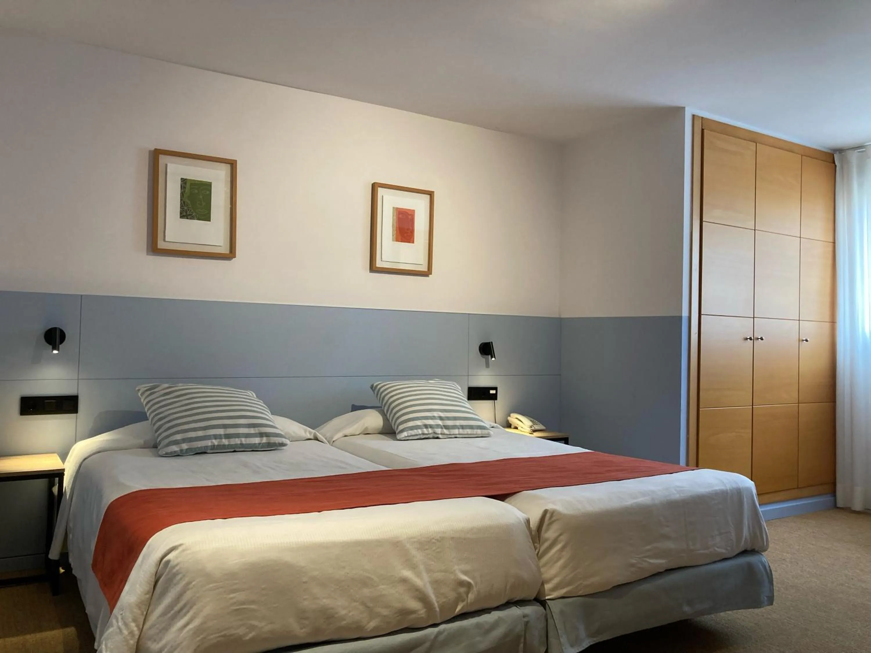 Bed in Hotel Miramar Valencia