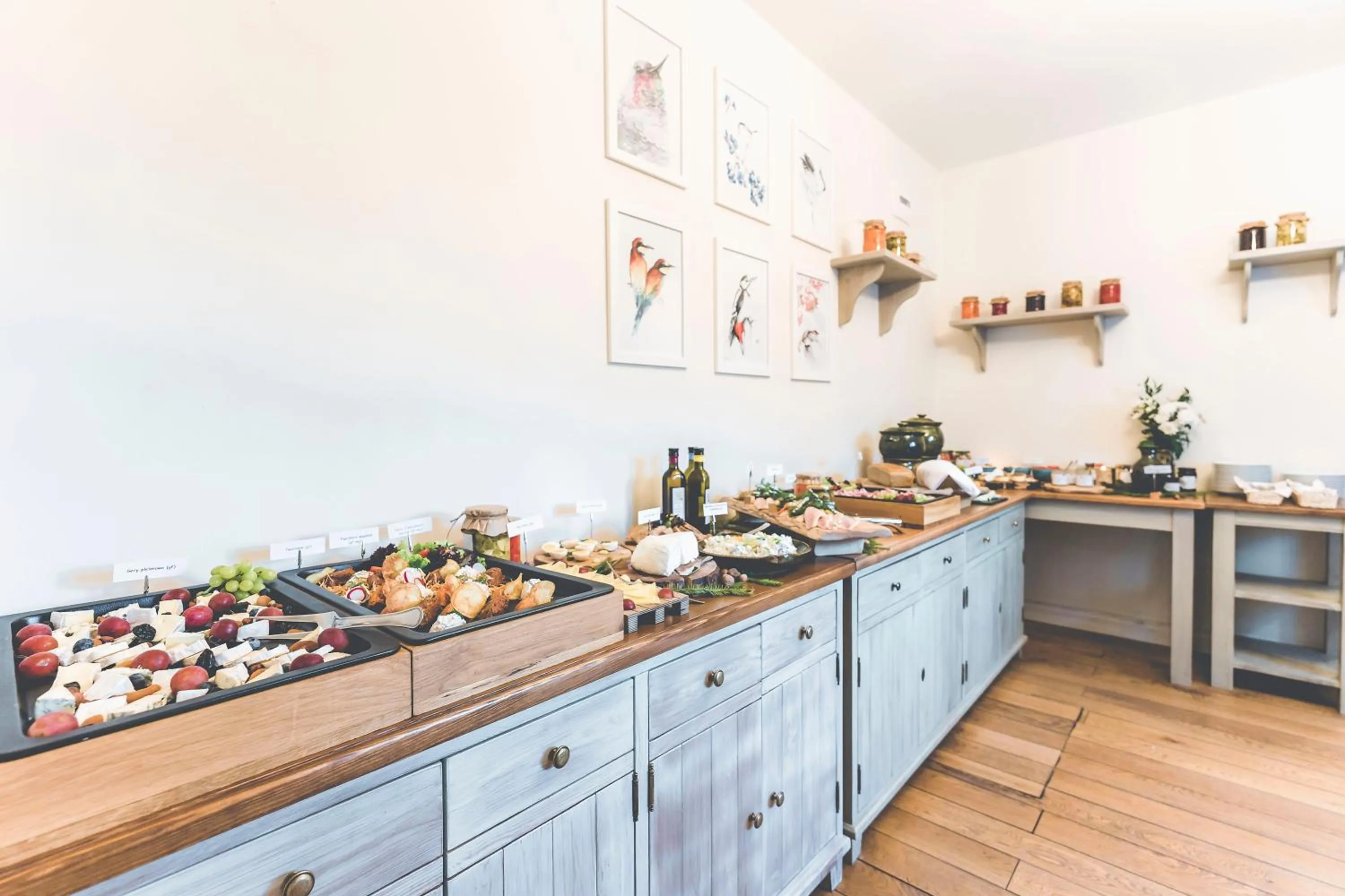 Restaurant/places to eat in Łubinowe Wzgórze Dom II