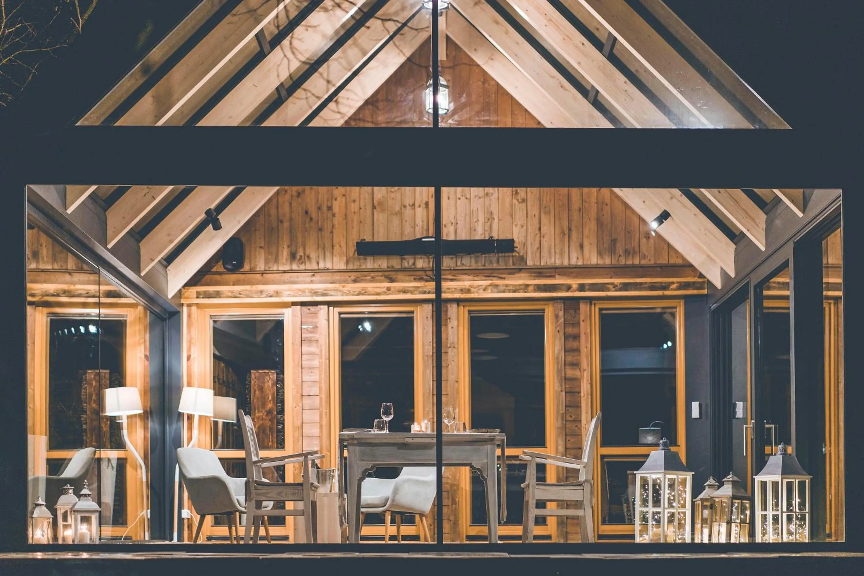 Restaurant/places to eat in Łubinowe Wzgórze Dom II