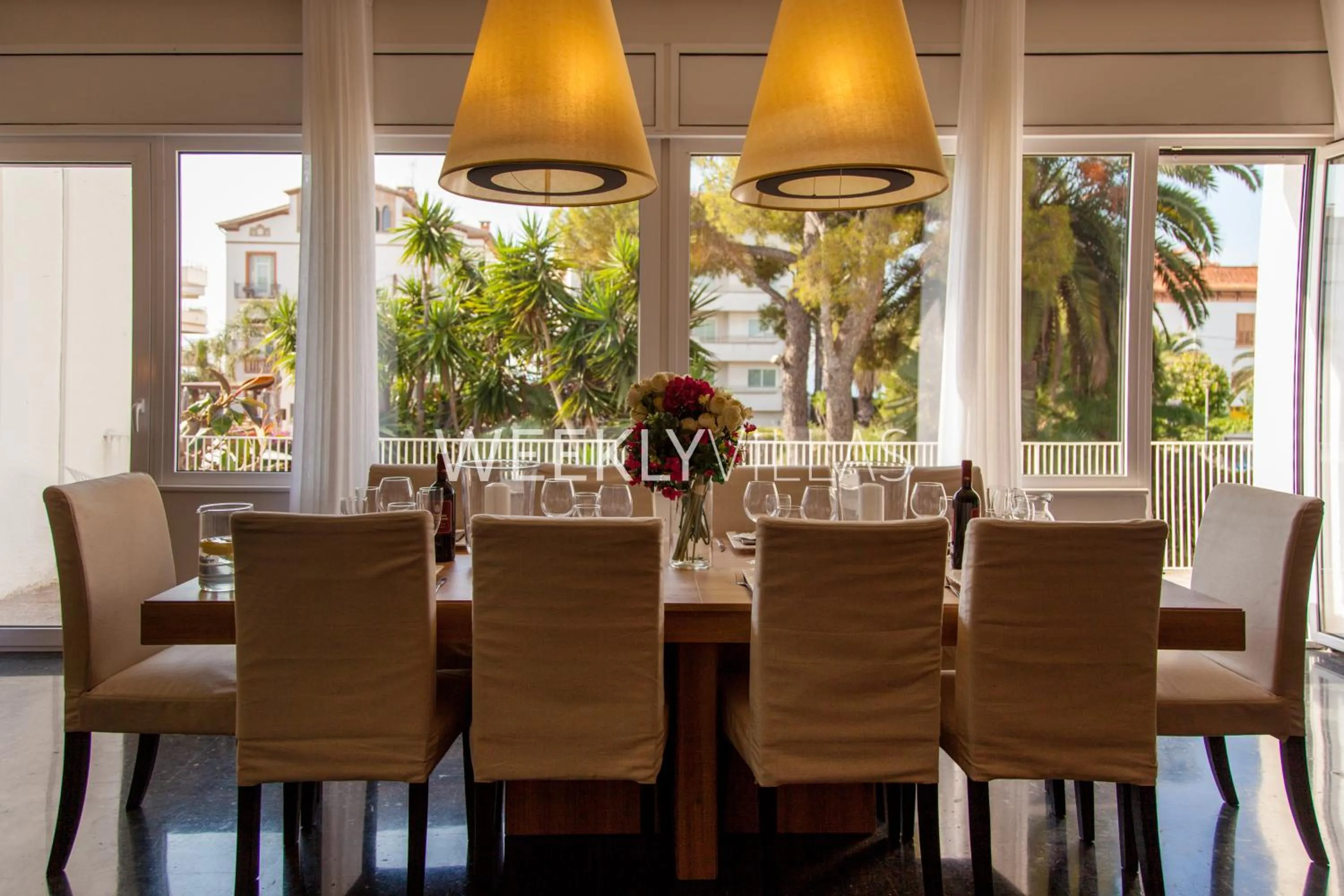 Dining area in Villa Sitges Tupinetti Beach at 1 min walk Amaizing Garden and View Center Sitges 5 minutes walk NO NEED CAR