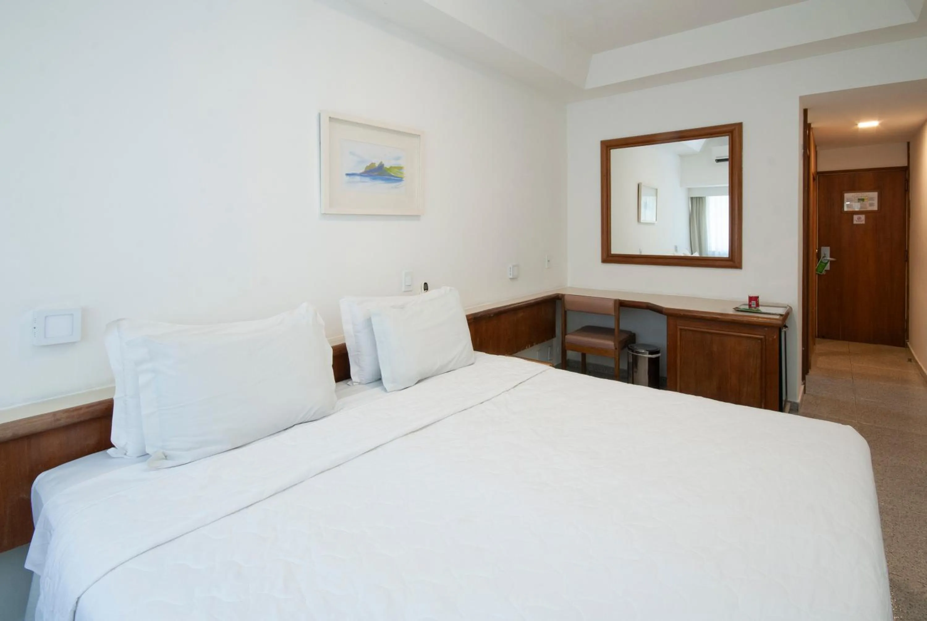 Bed in Hotel Bandeirantes