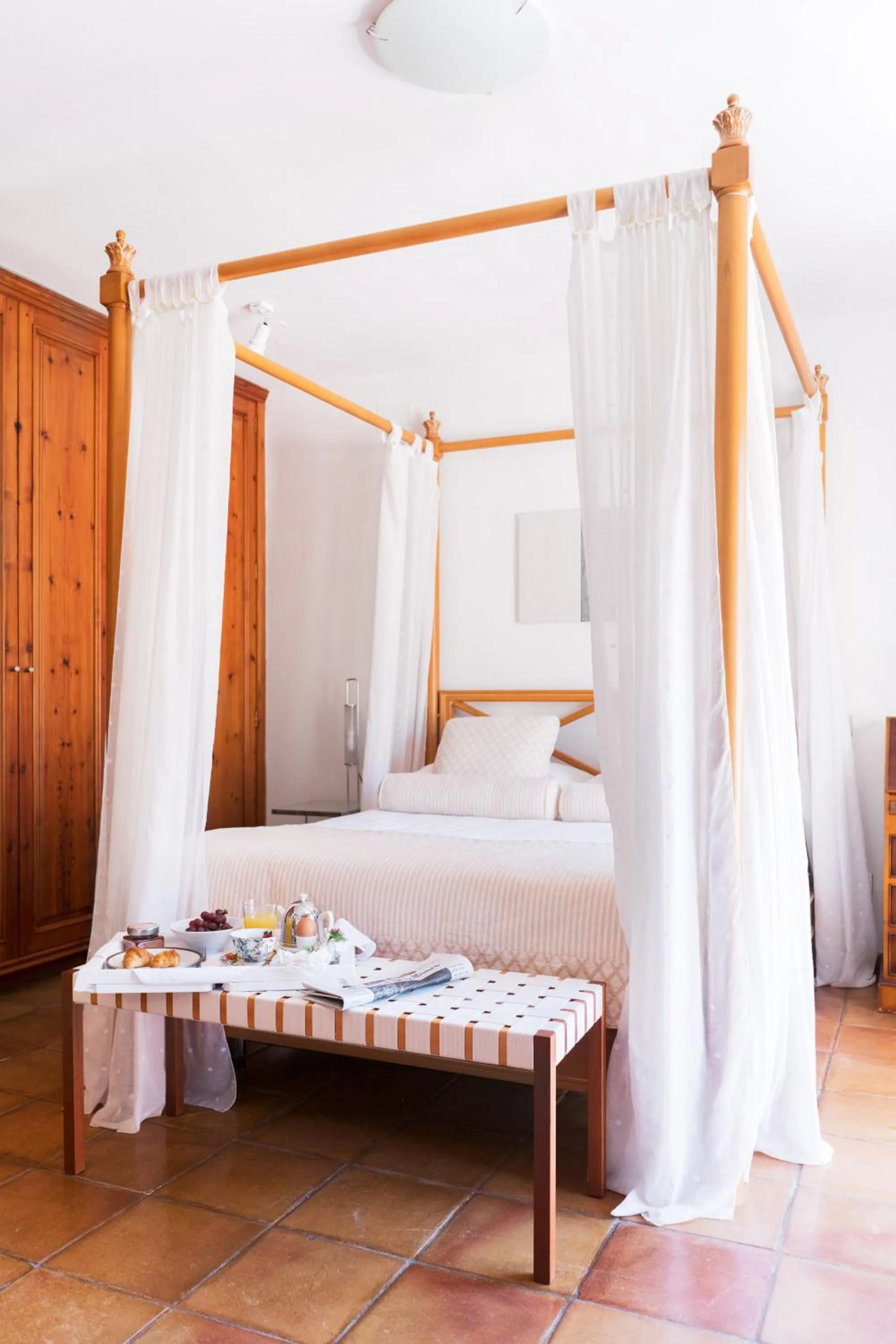 Bed in Villa El Porto