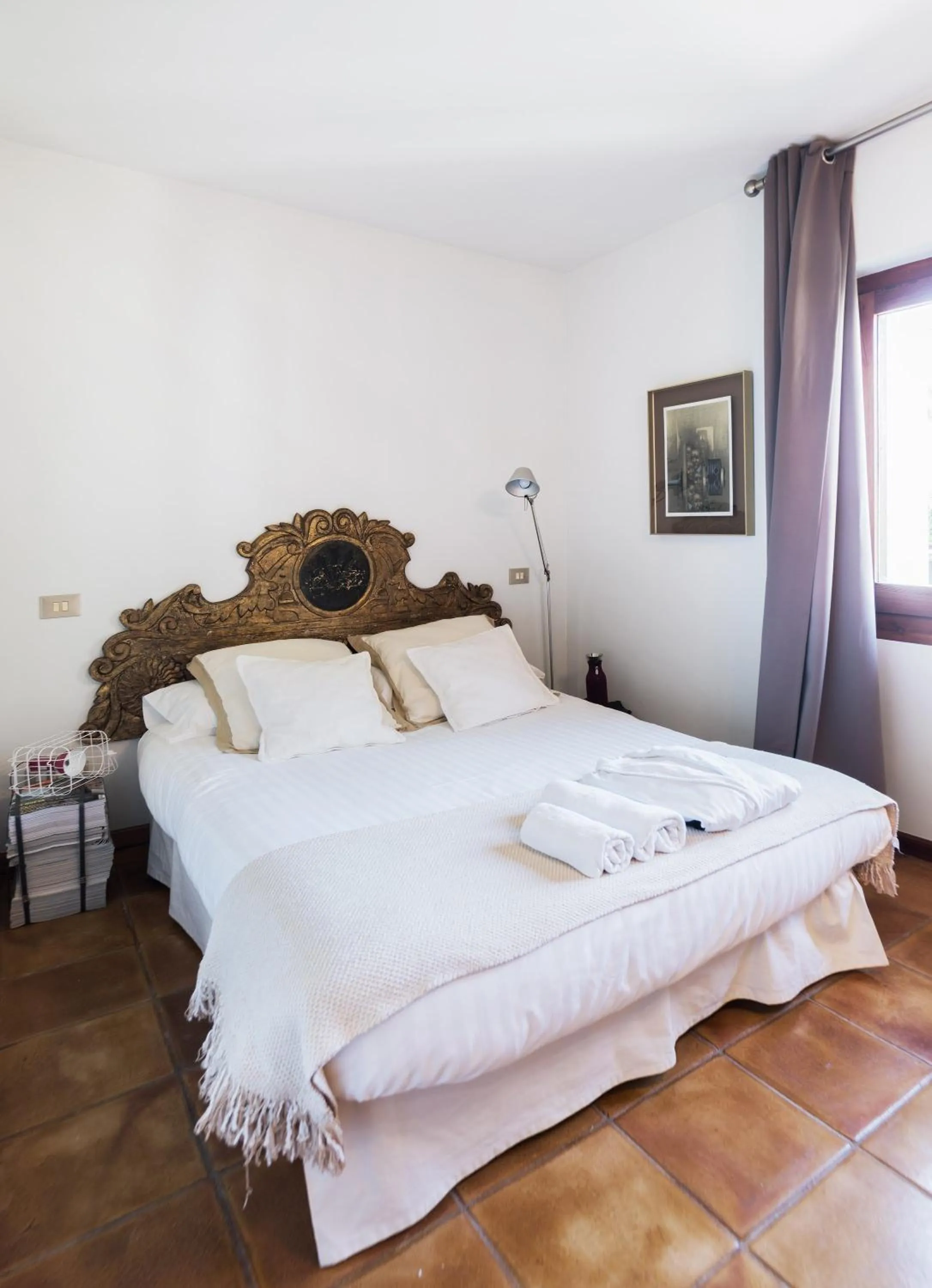 Bed in Villa El Porto