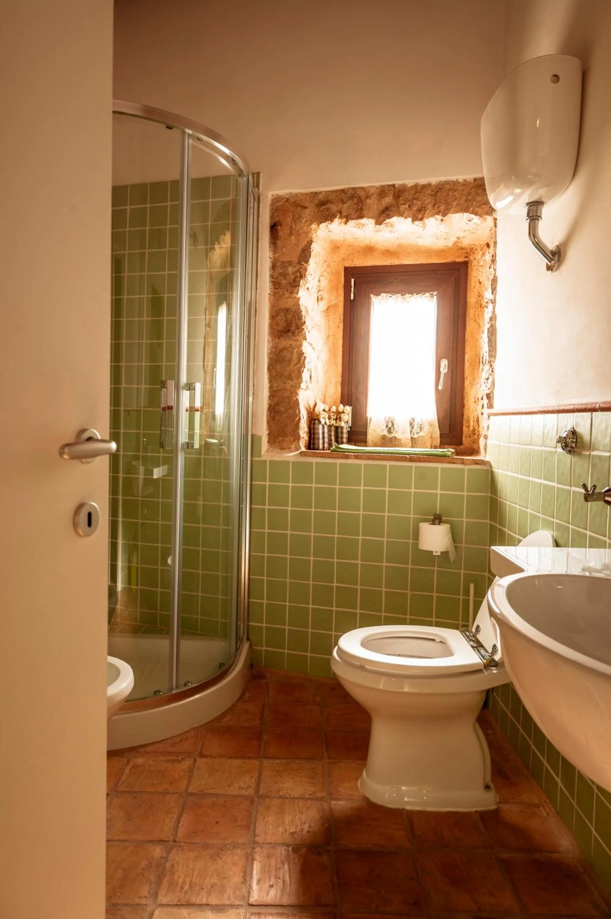 Shower in Locanda Persei
