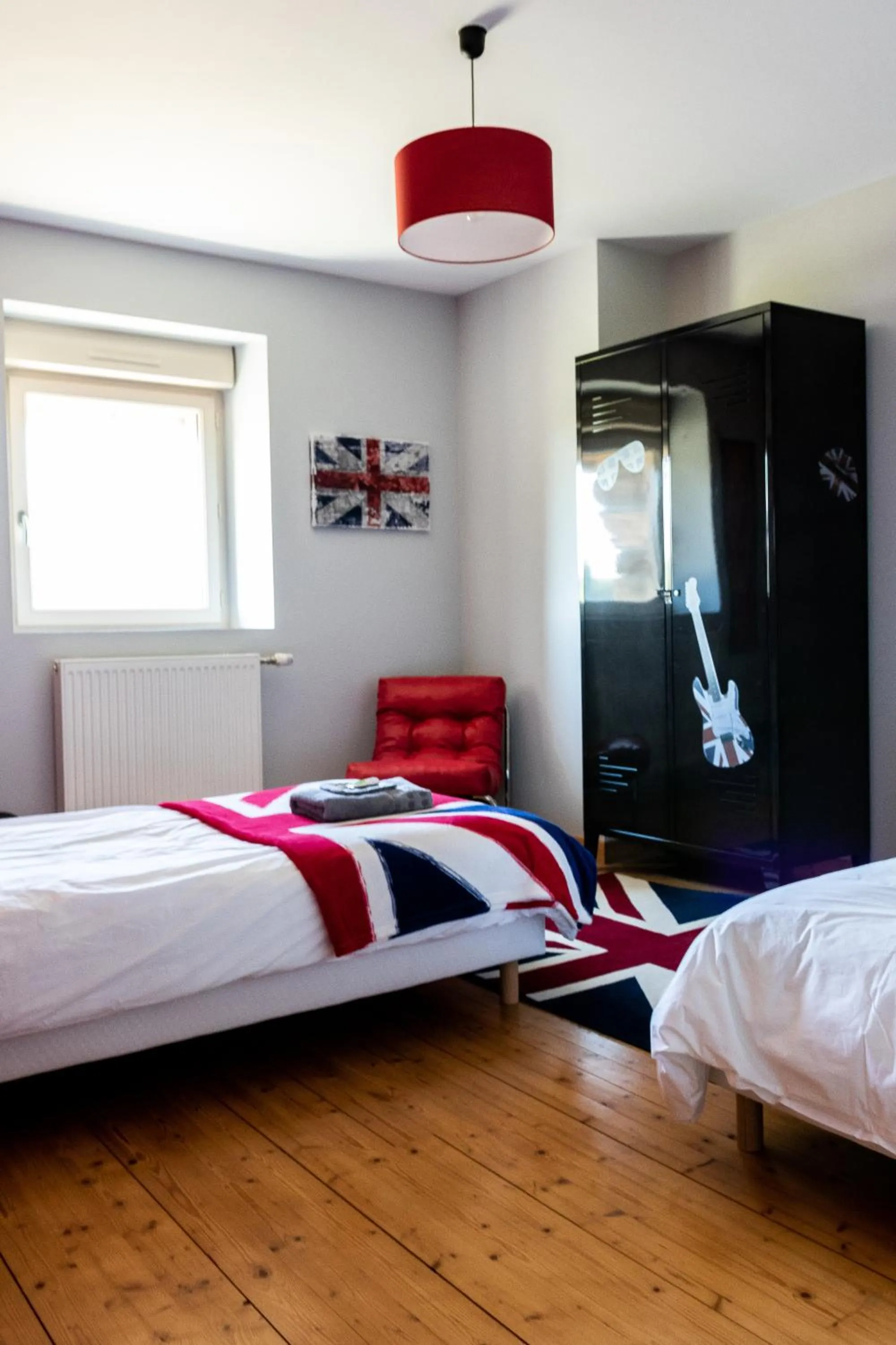 Photo of the whole room, Bed in Mon Pré Vert