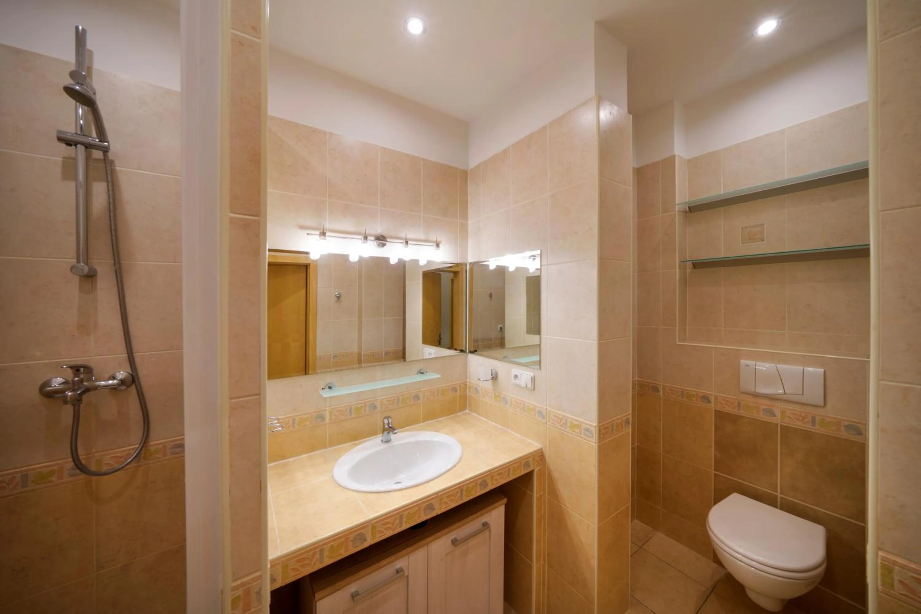 Old Town - 2 room Apartment with balcony Dlouhá