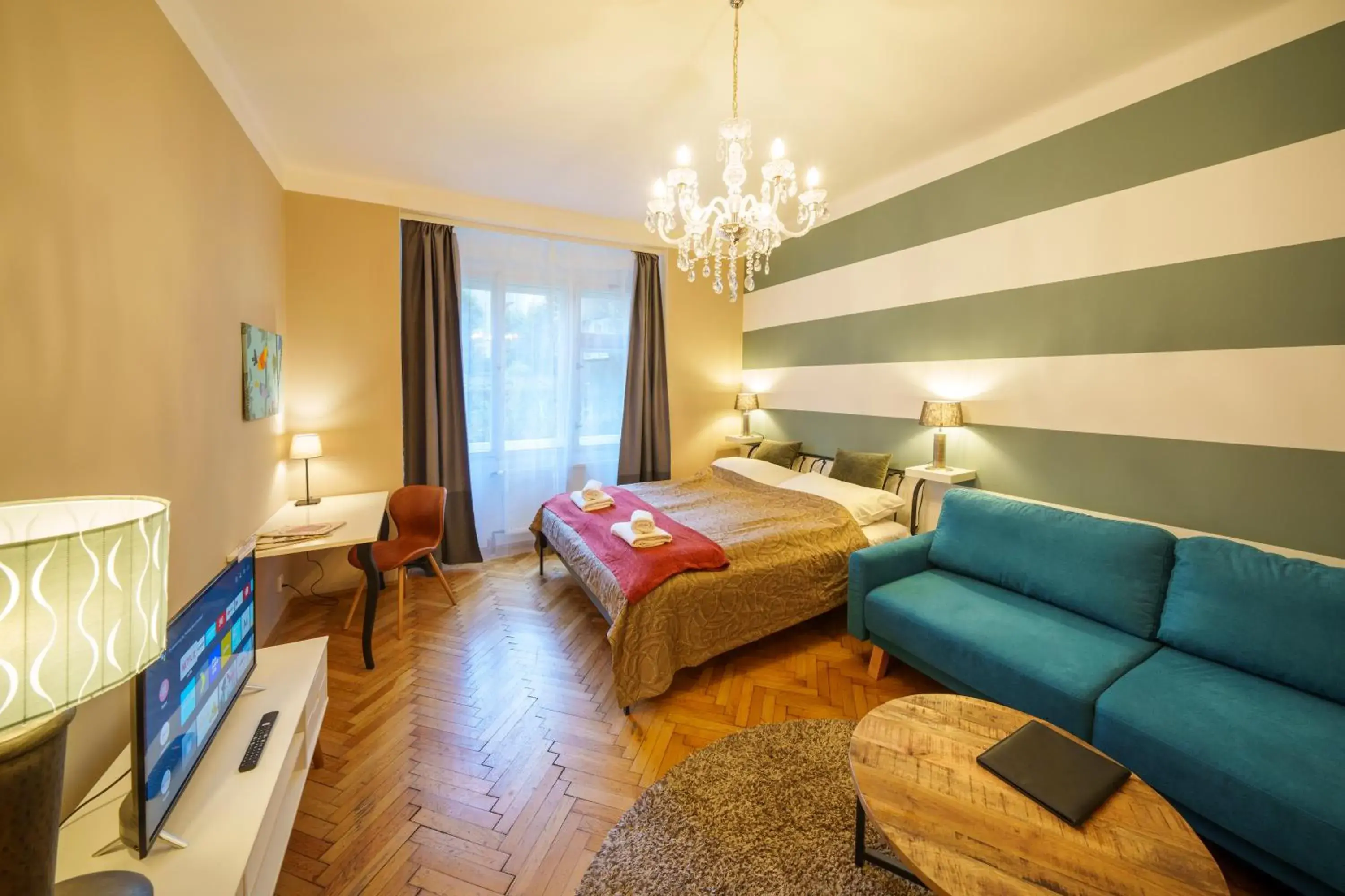 Two-Bedroom Apartment in Old Town - 2 room Apartment with balcony Dlouhá Two-Bedroom Apartment in Old Town - 2 room Apartment with balcony Dlouhá