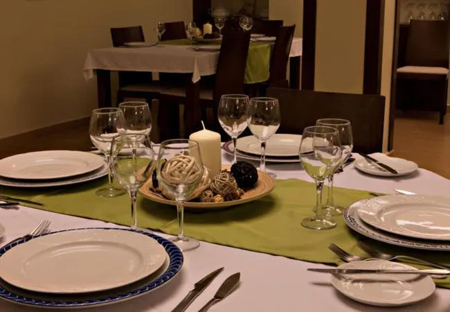 Restaurant/places to eat in Hotel Quino