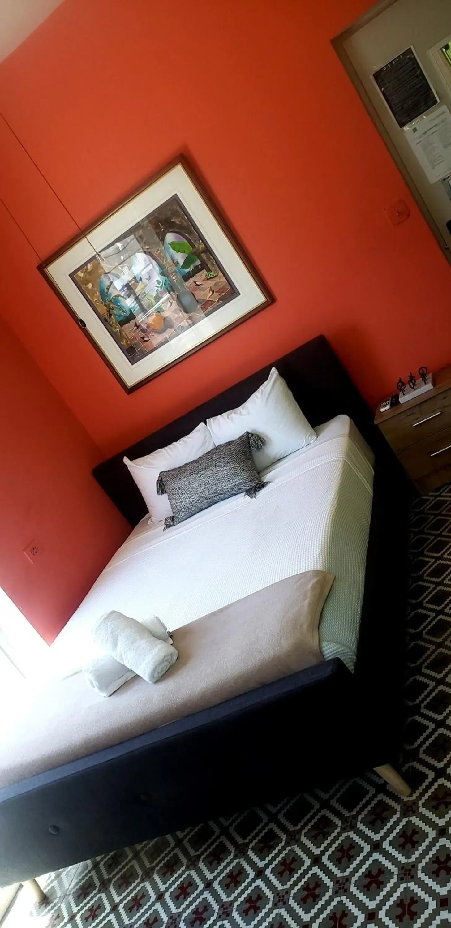 Queen Room in Conturce Hostel Queen Room in Conturce Hostel