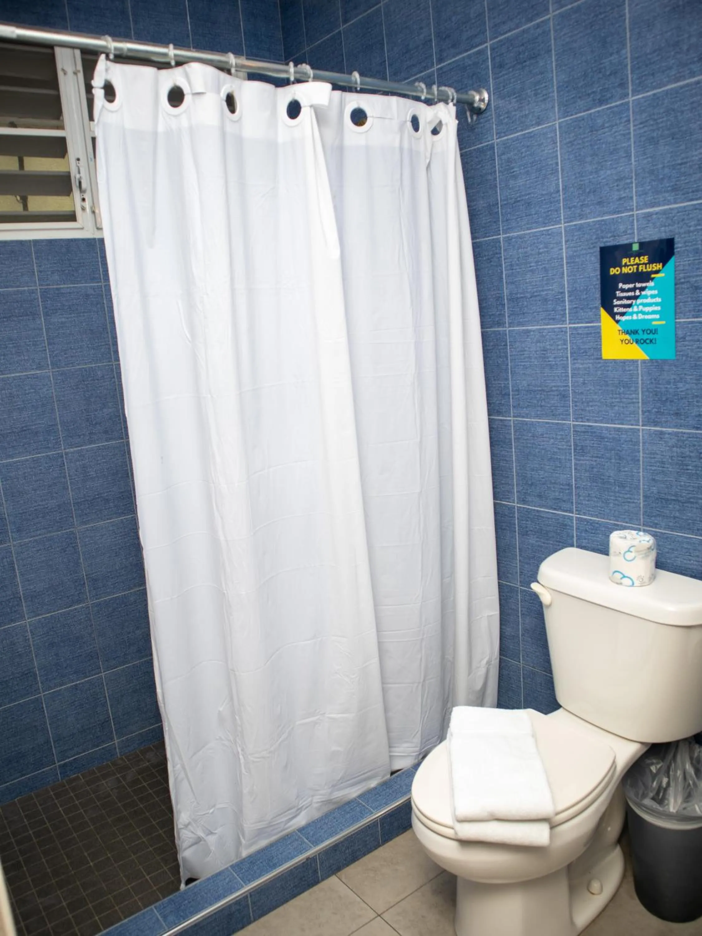 Bathroom in Conturce Hostel