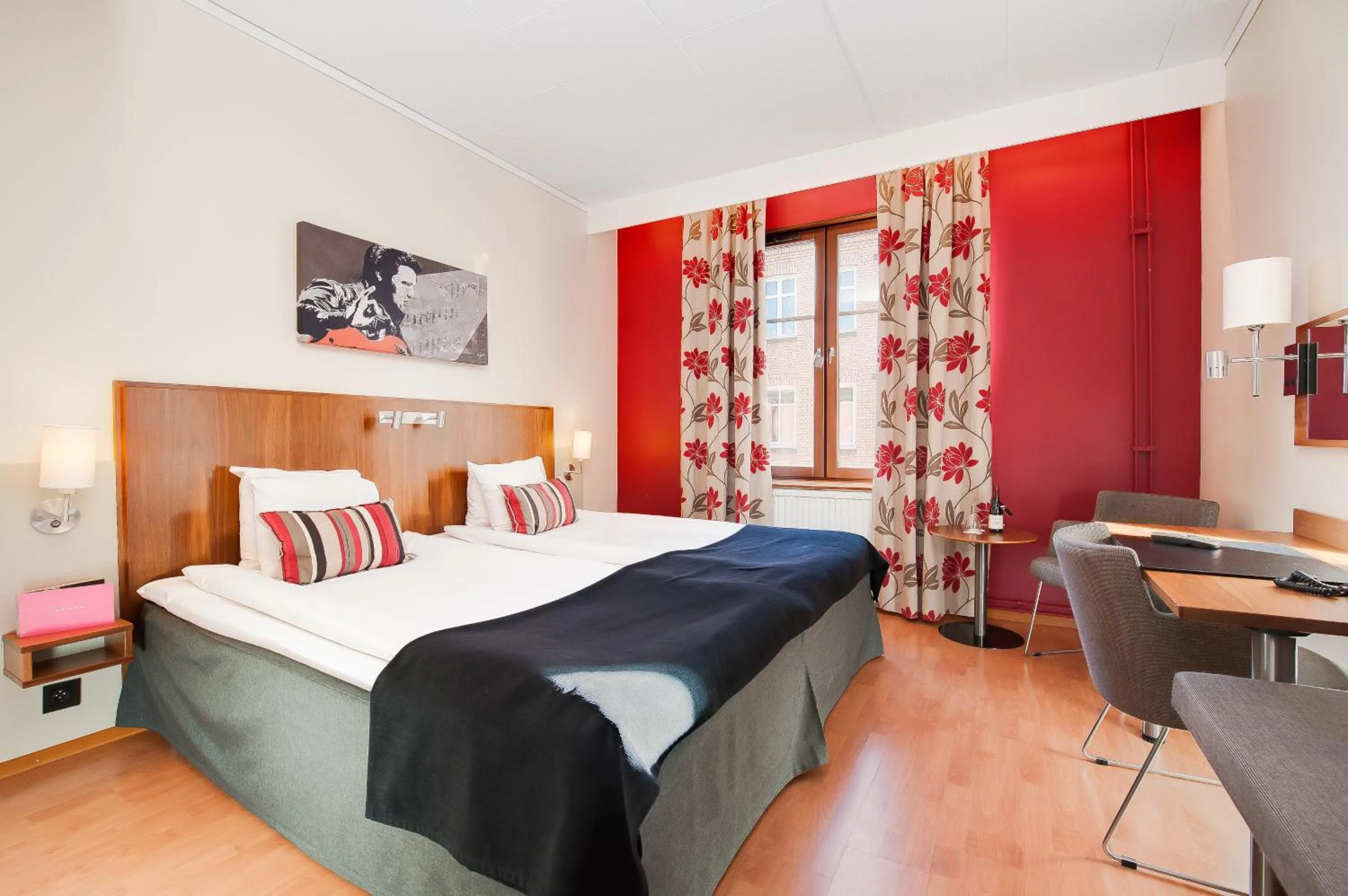 Bed in Home Hotel Kung Oscar