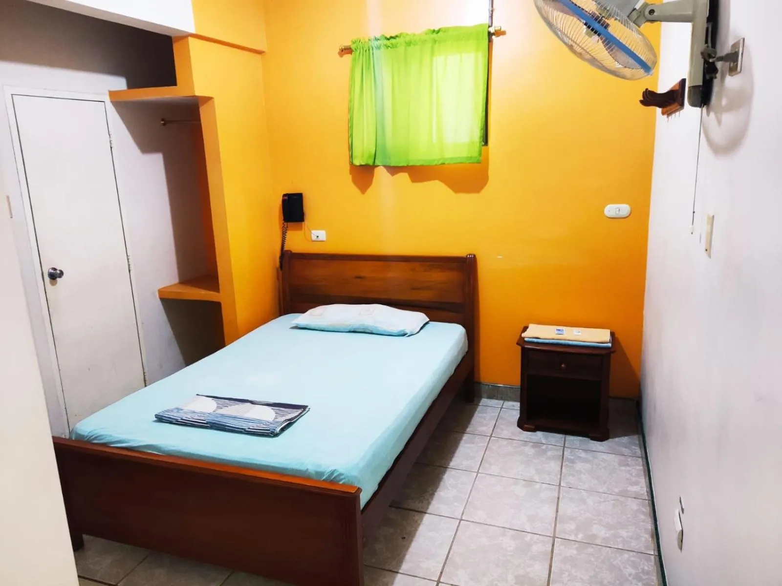 Standard Double Room with Fan - single occupancy in Hotel Boston