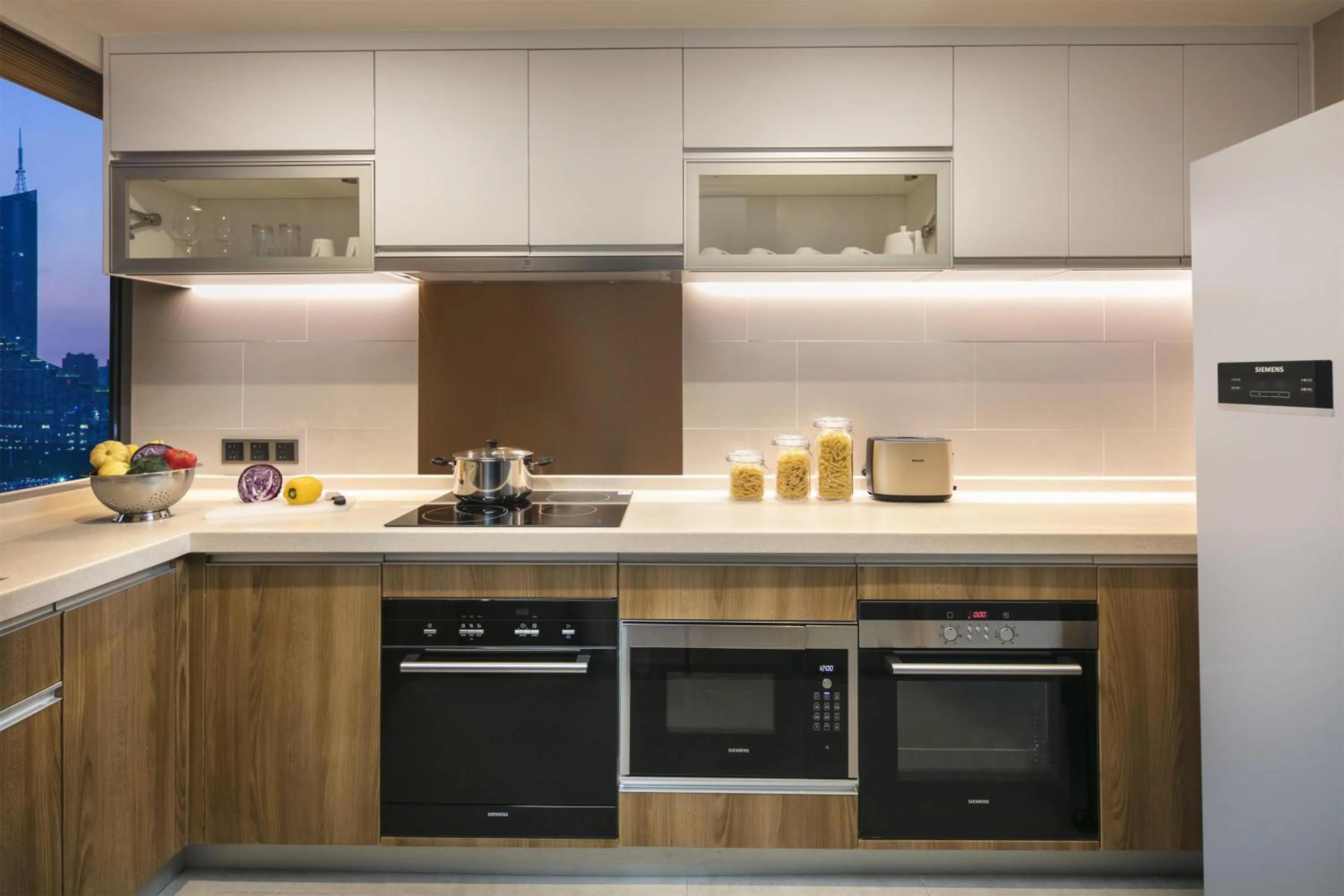 Kitchen or kitchenette in Somerset Swan Lake Hefei