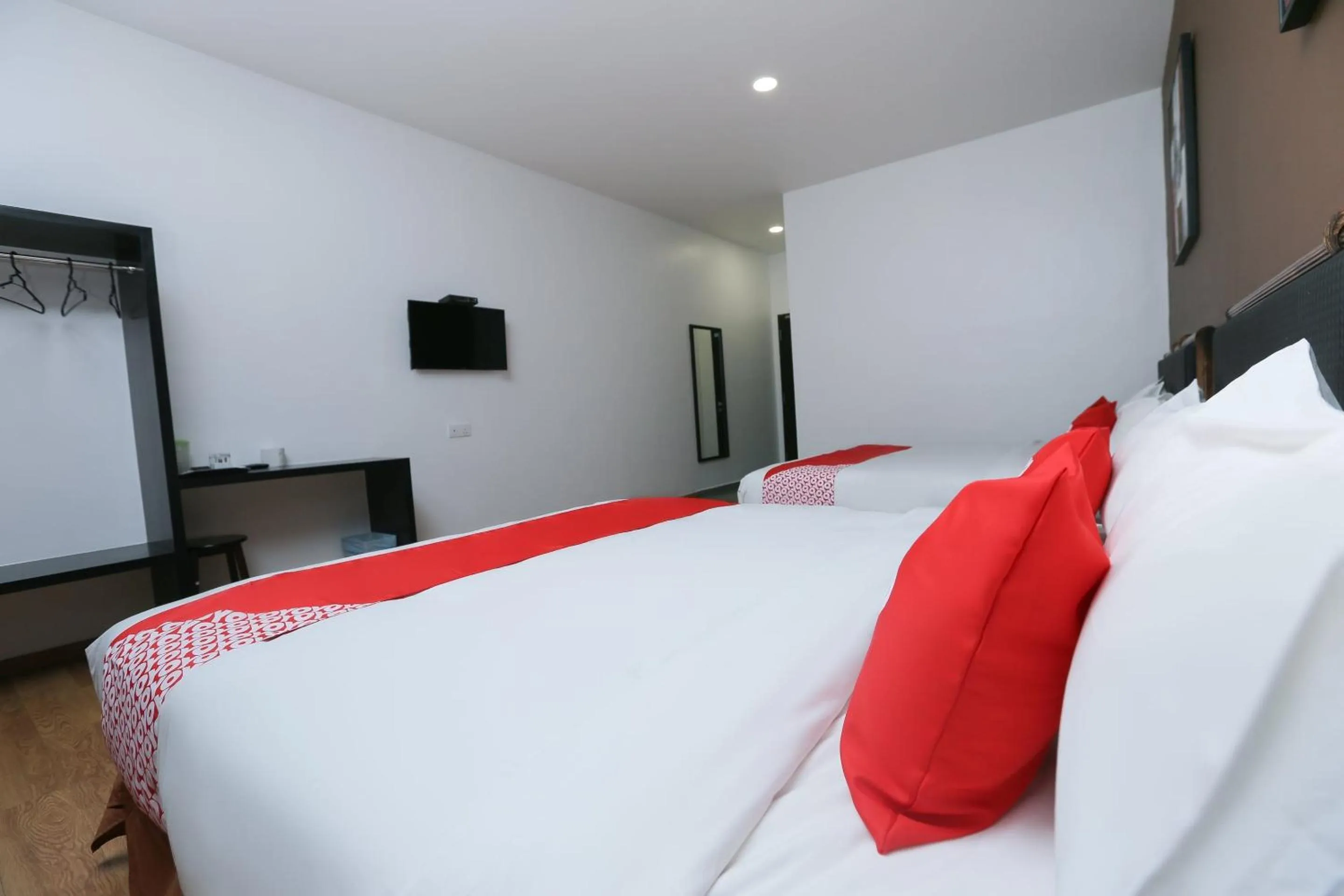 Bedroom, Bed in OYO 89915 East Mount Hotel