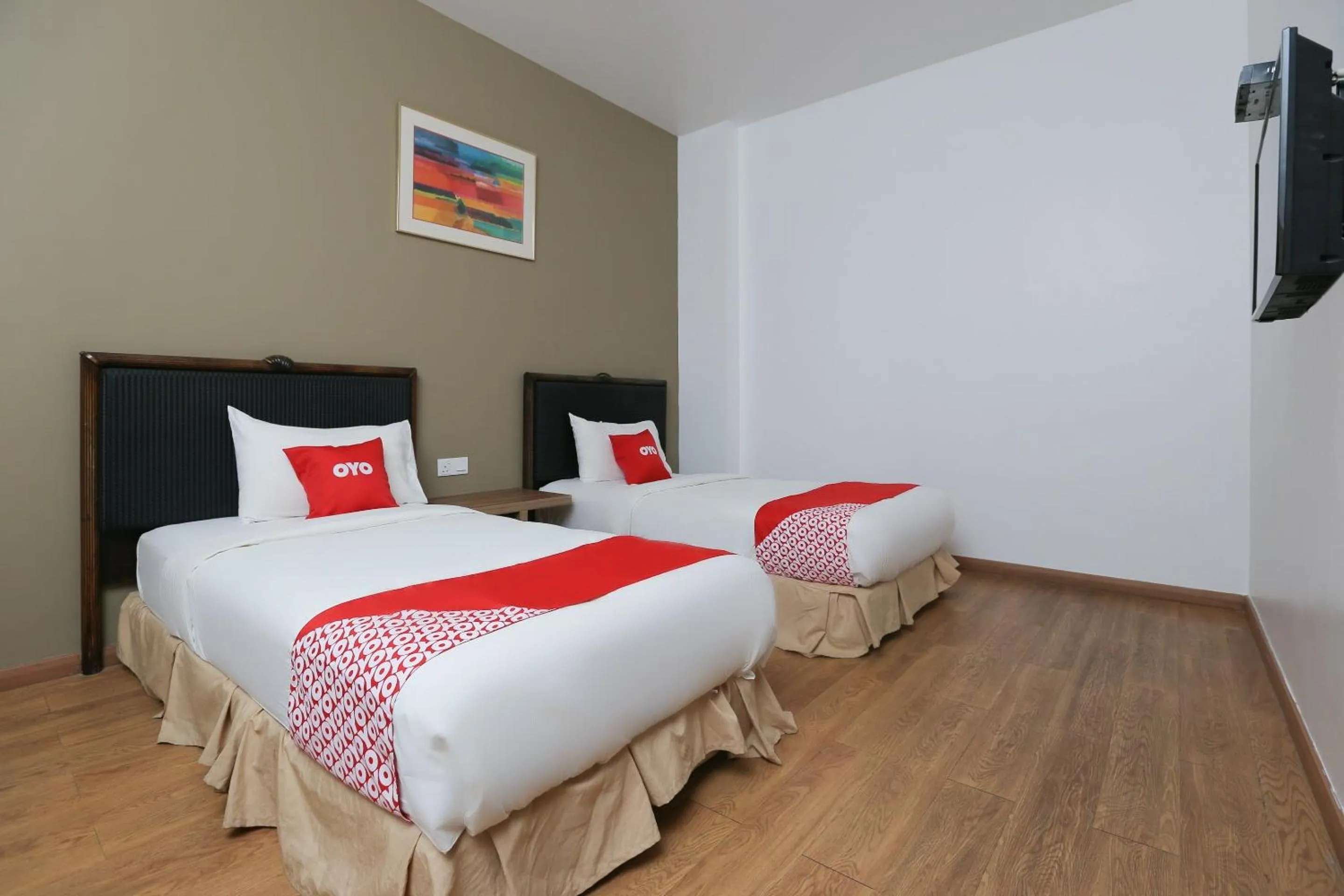 Bedroom, Bed in OYO 89915 East Mount Hotel