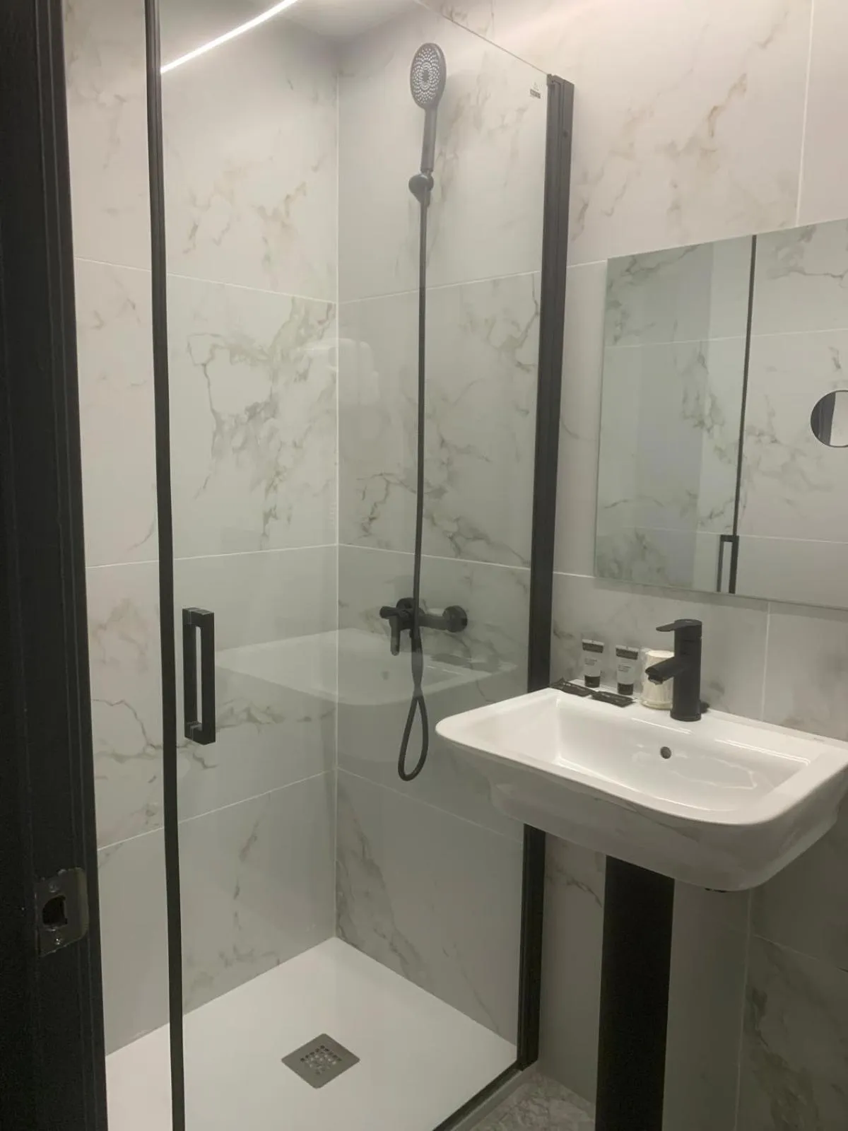 Bathroom in Hotel Zaymar