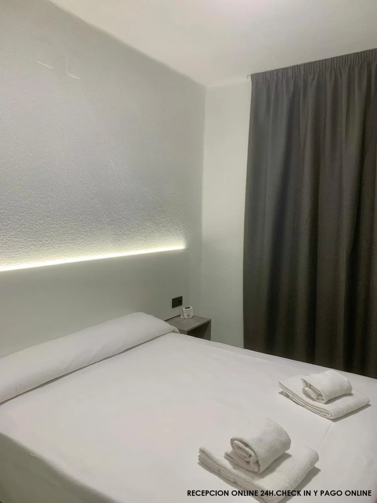 Bedroom, Bed in Hotel Zaymar