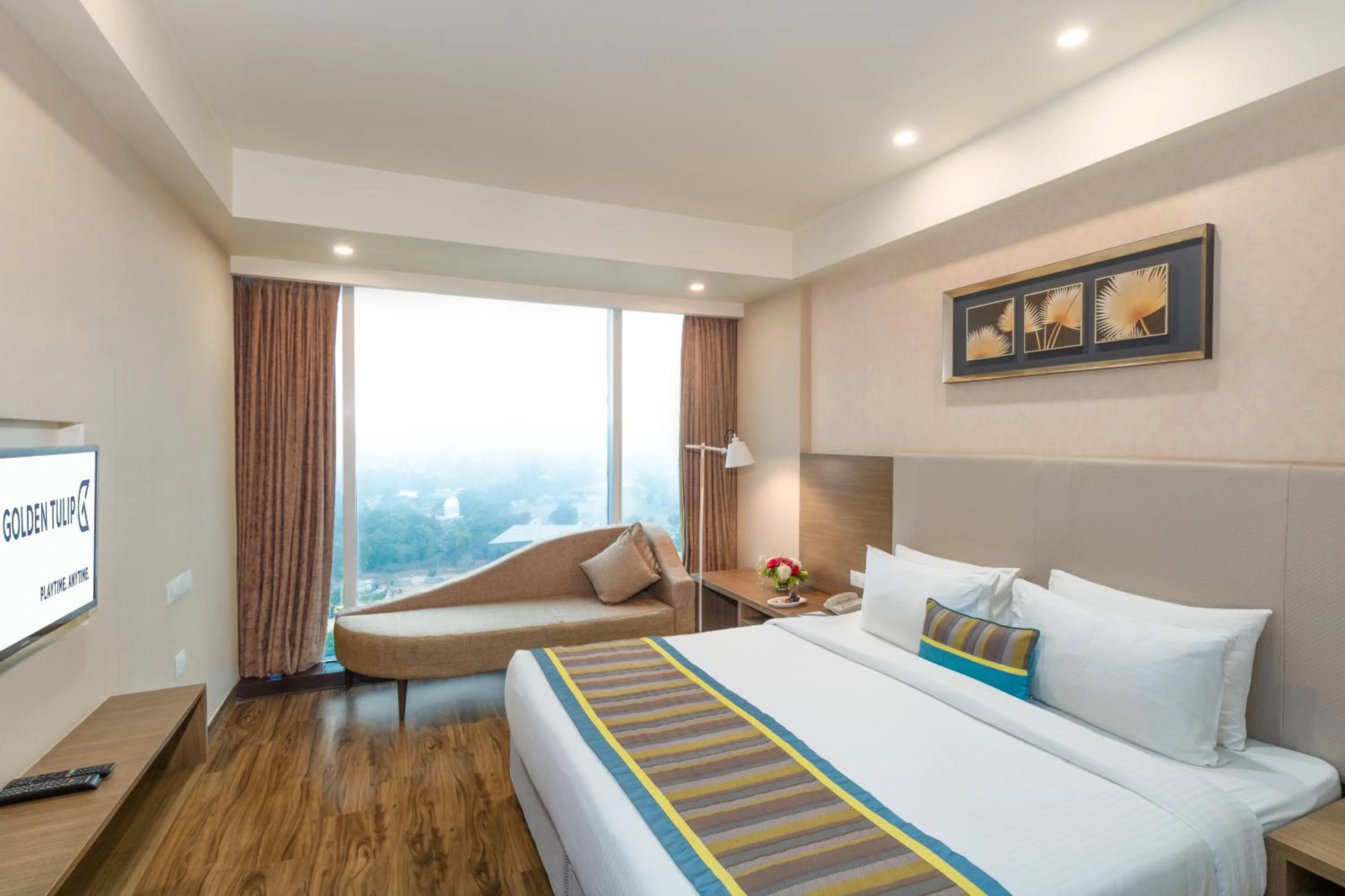Bed in Golden Suites Gurgaon Inde Hotels