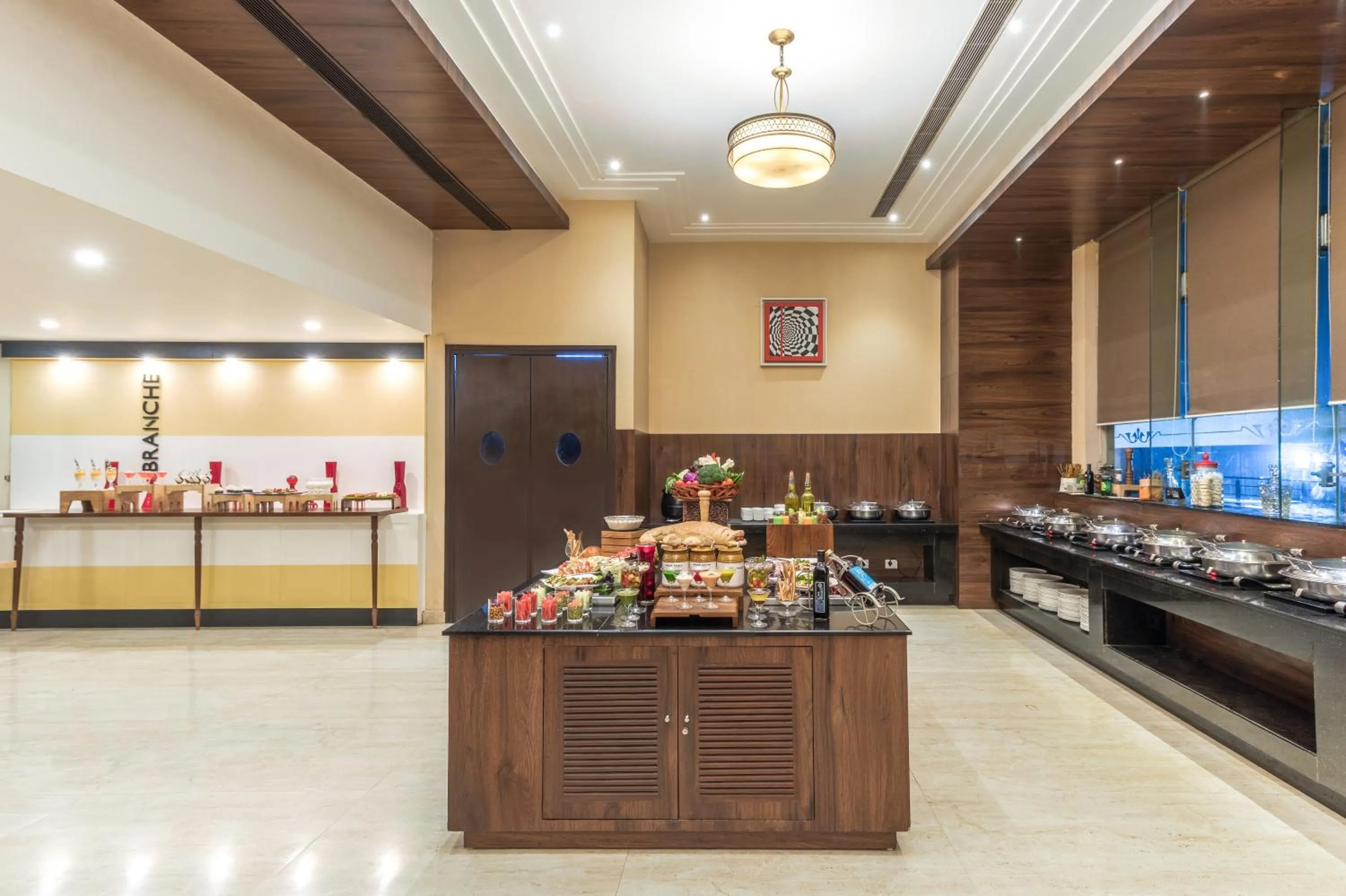 Meals in Golden Suites Gurgaon Inde Hotels