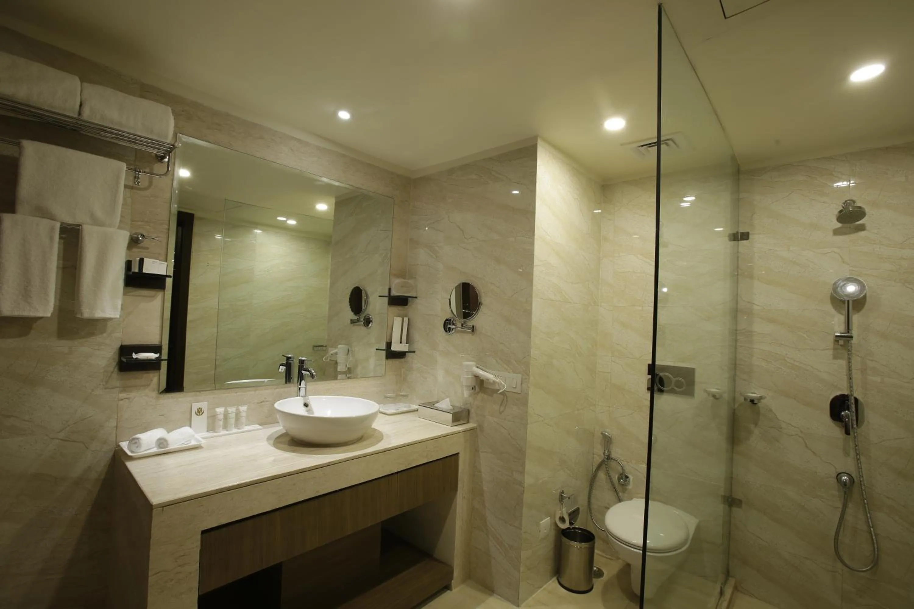 Golden Suites Gurgaon Inde Hotels