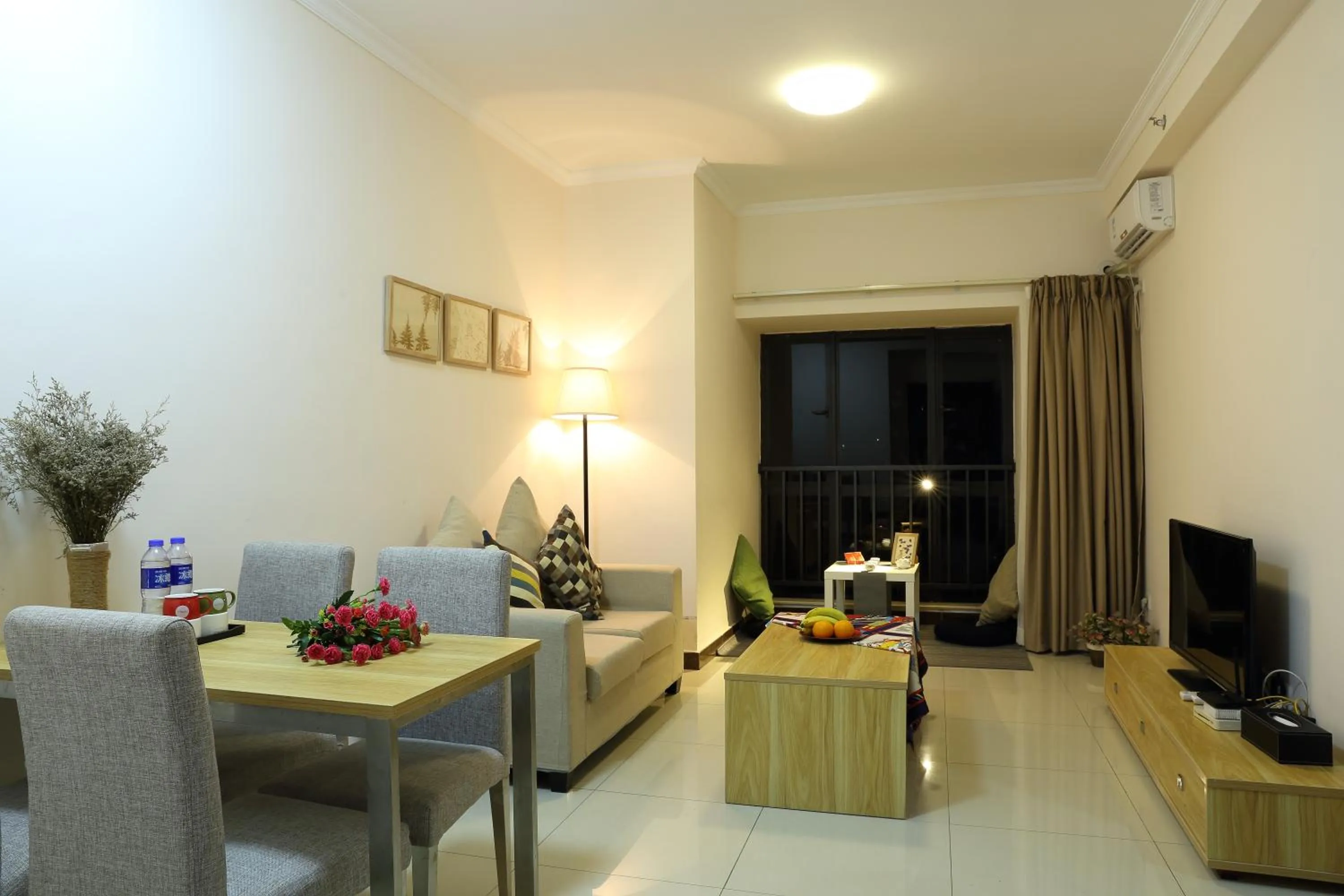 Xizhengjia Apartment Hotel (Guangzhou Financial City Keyun Road subway station store)