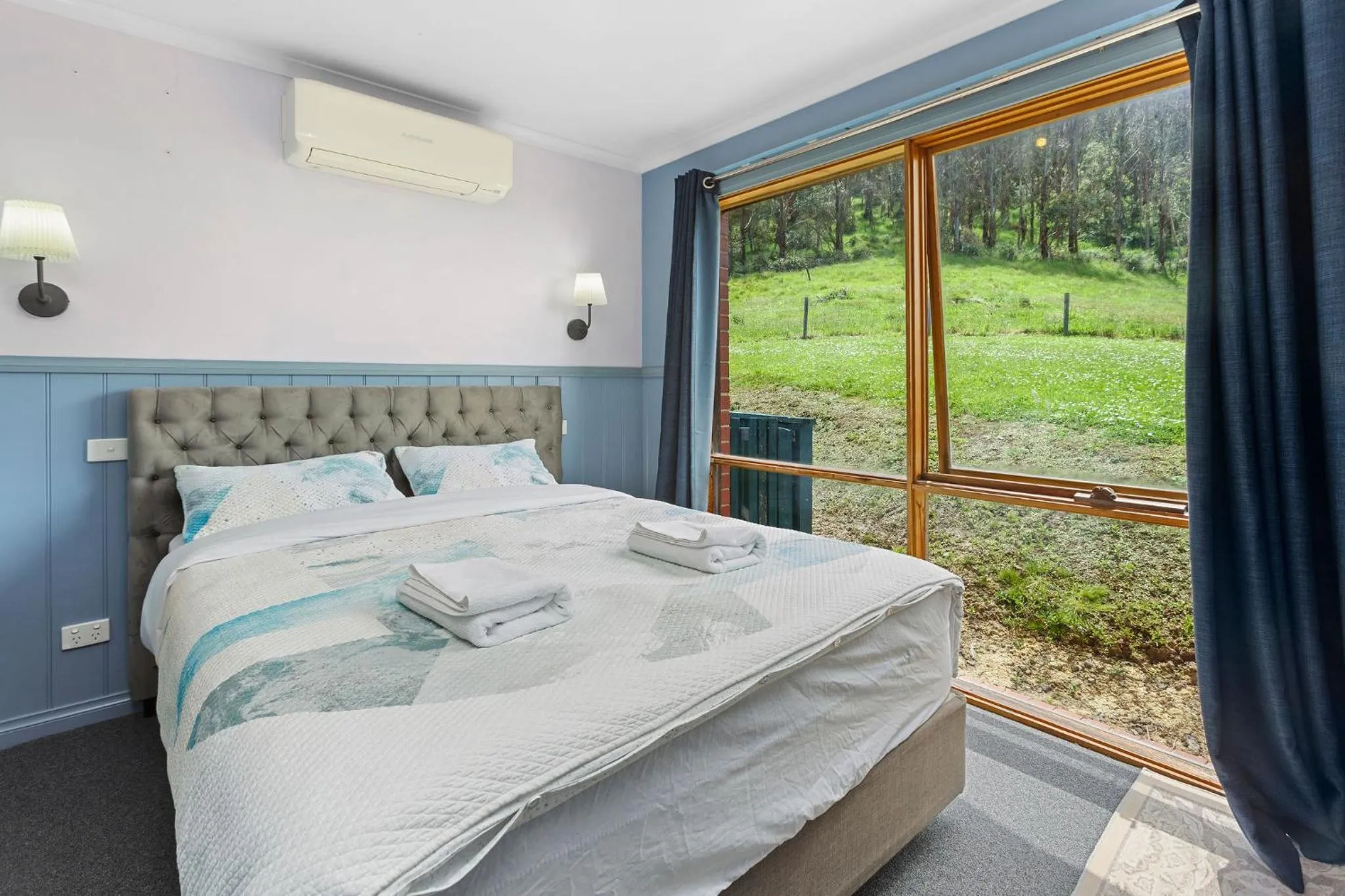 Bed in Apollo Panorama Guesthouse