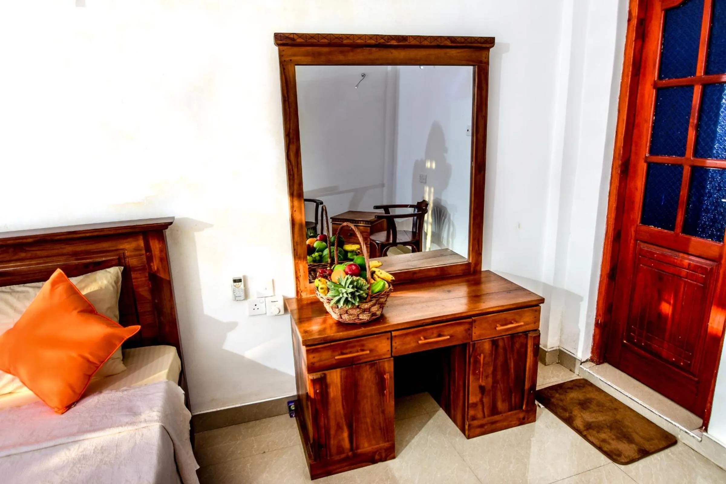 Heavens Door Guest Inn