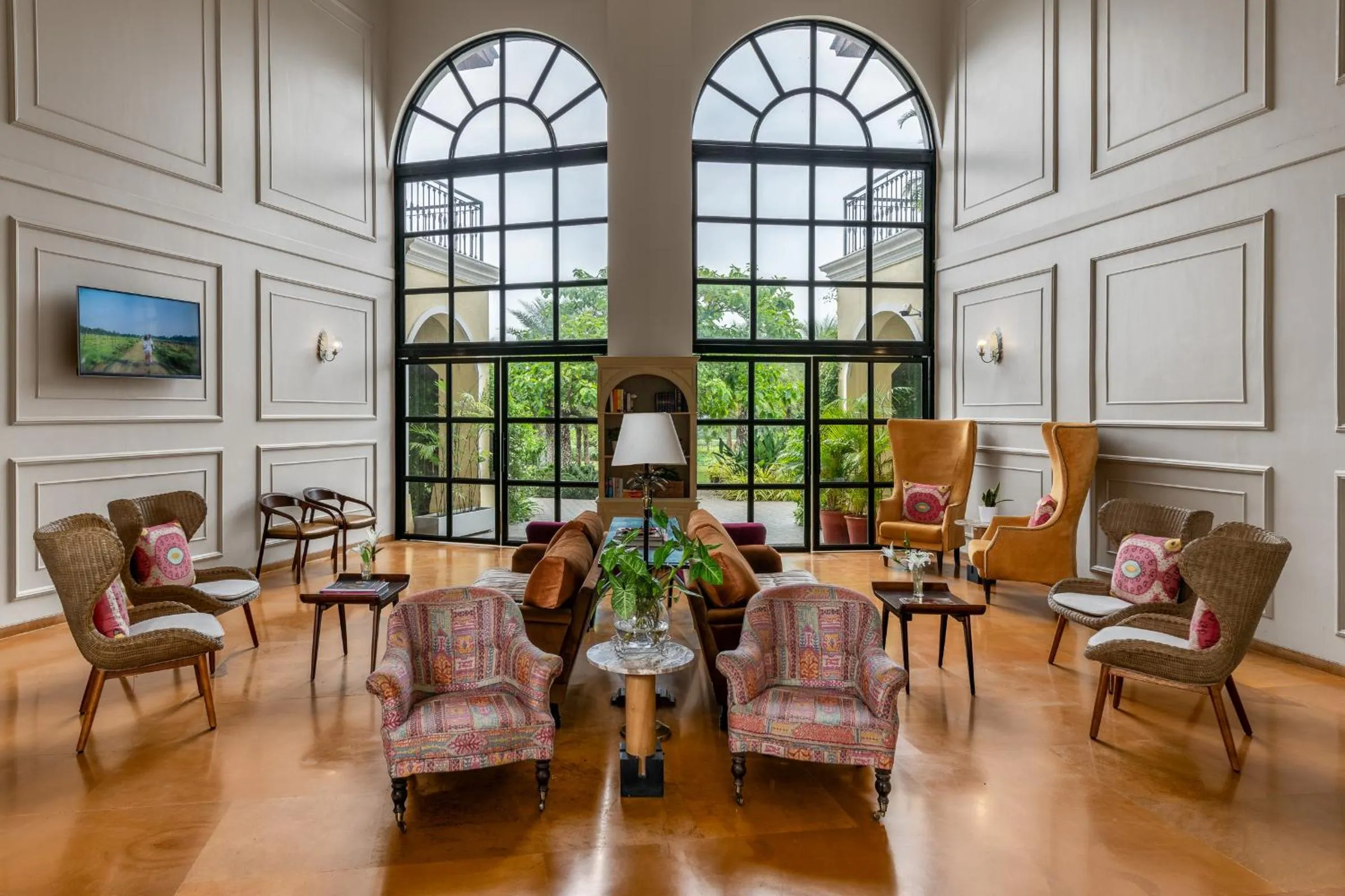 Lobby or reception in The Source At Sula