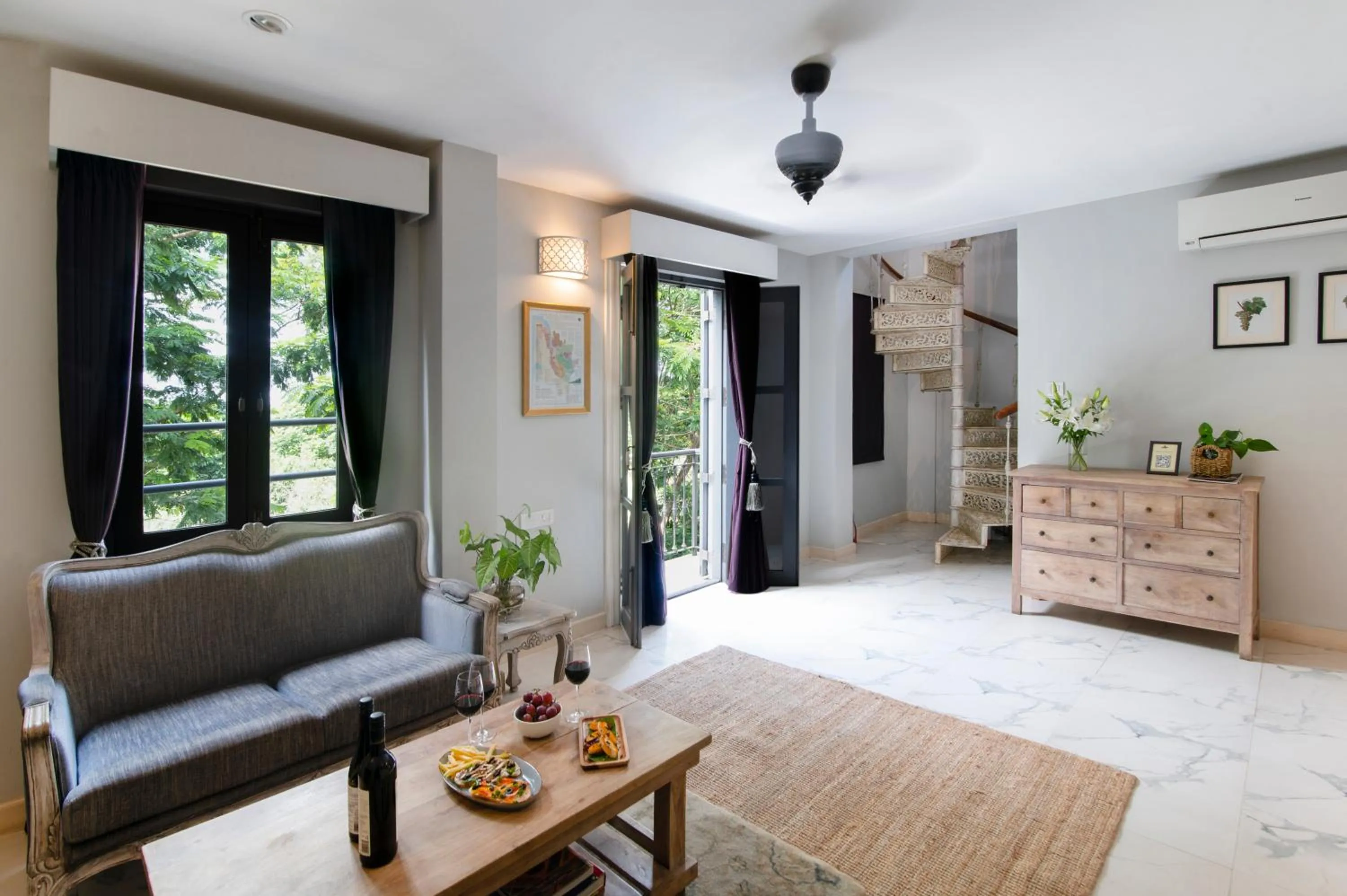 Bedroom in The Source At Sula