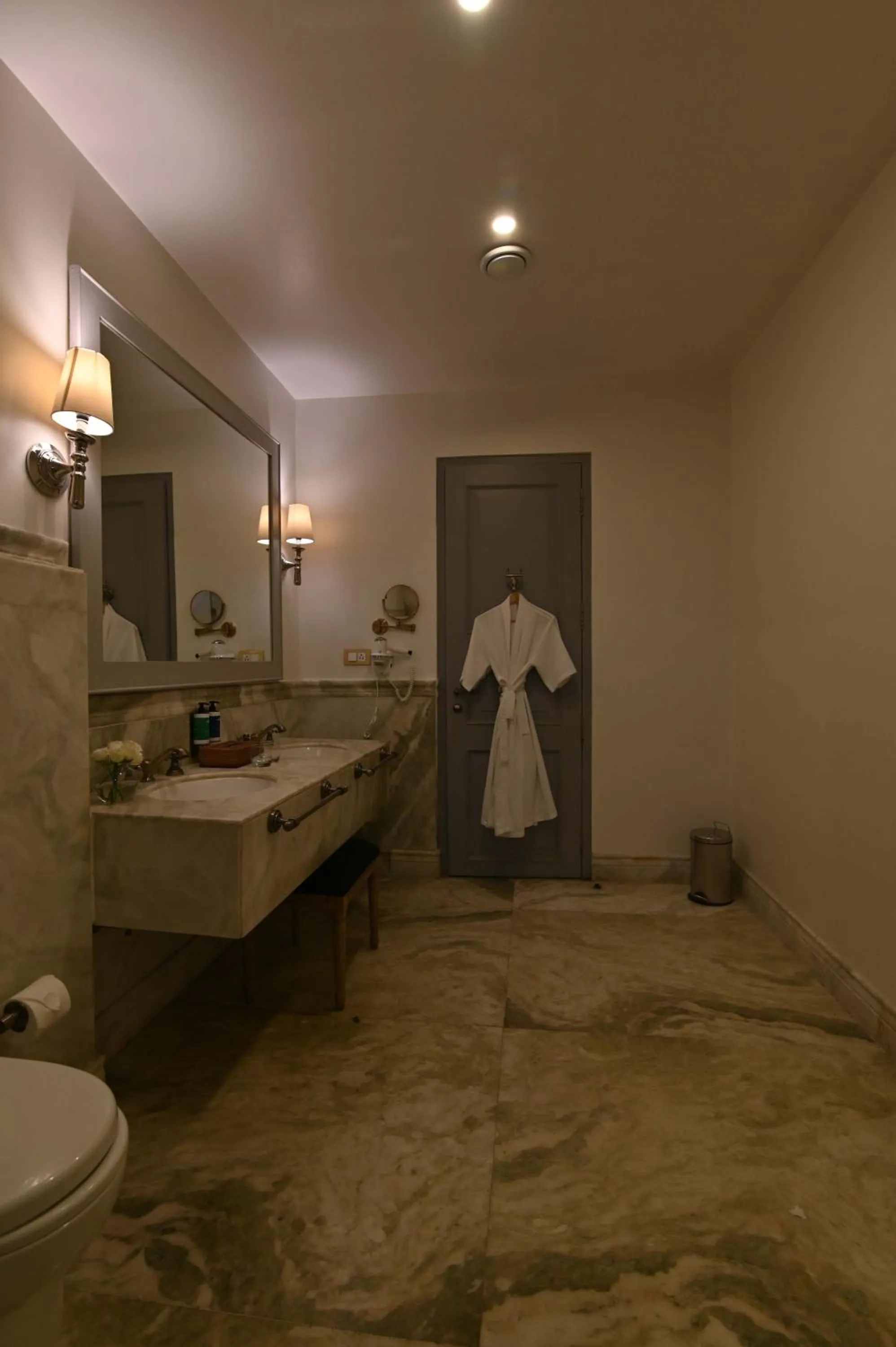 Bathroom in The Source At Sula