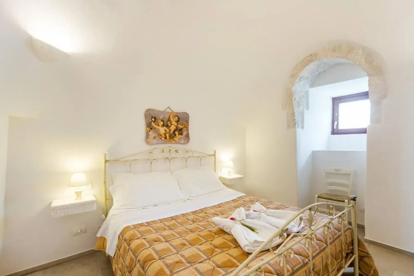 Deluxe Room (2 Adults + 1 Child) in Masseria Trulli sull'Aia Deluxe Room (2 Adults + 1 Child) in Masseria Trulli sull'Aia