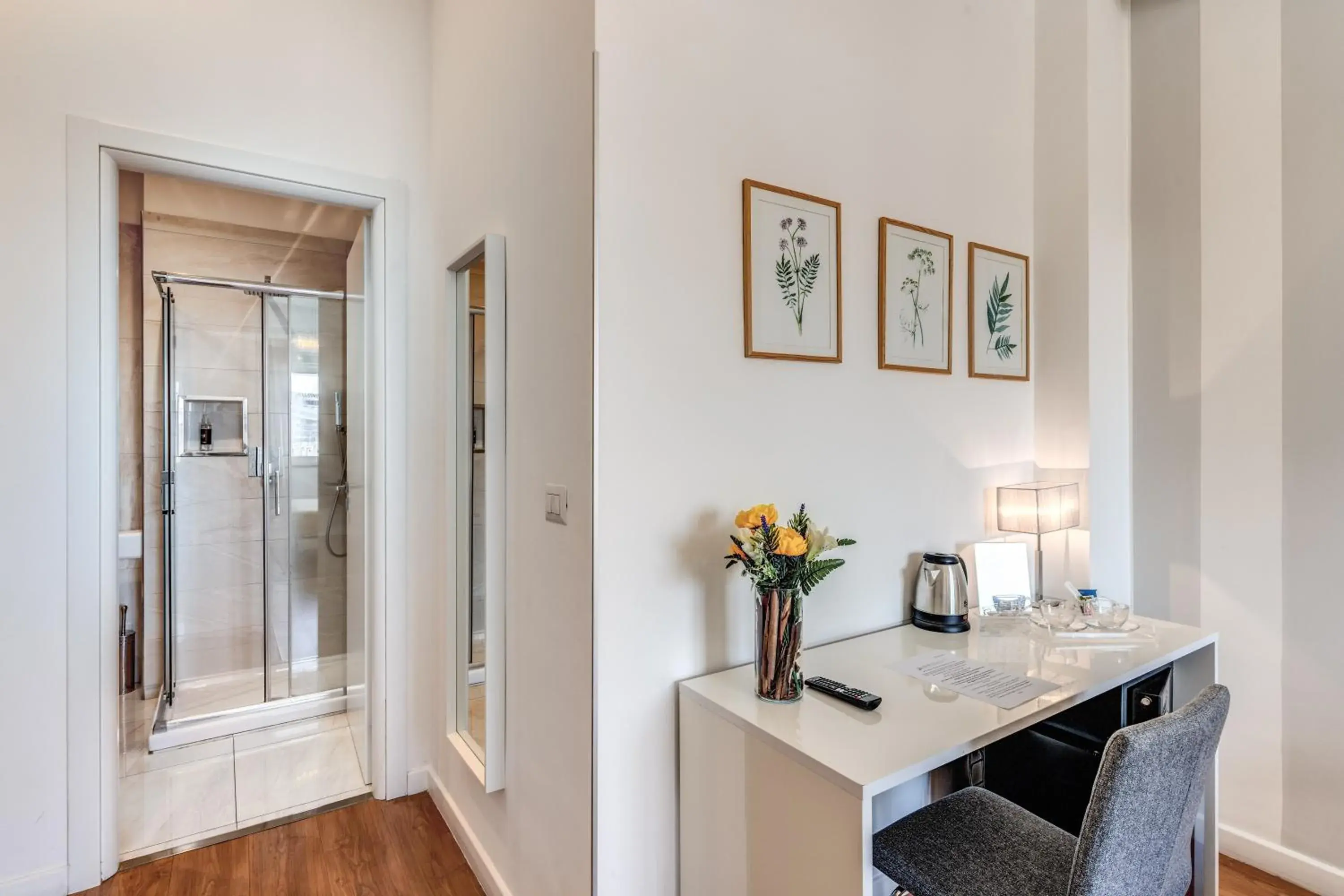 Shower in Napoli Great View B&B Shower in Napoli Great View B&B