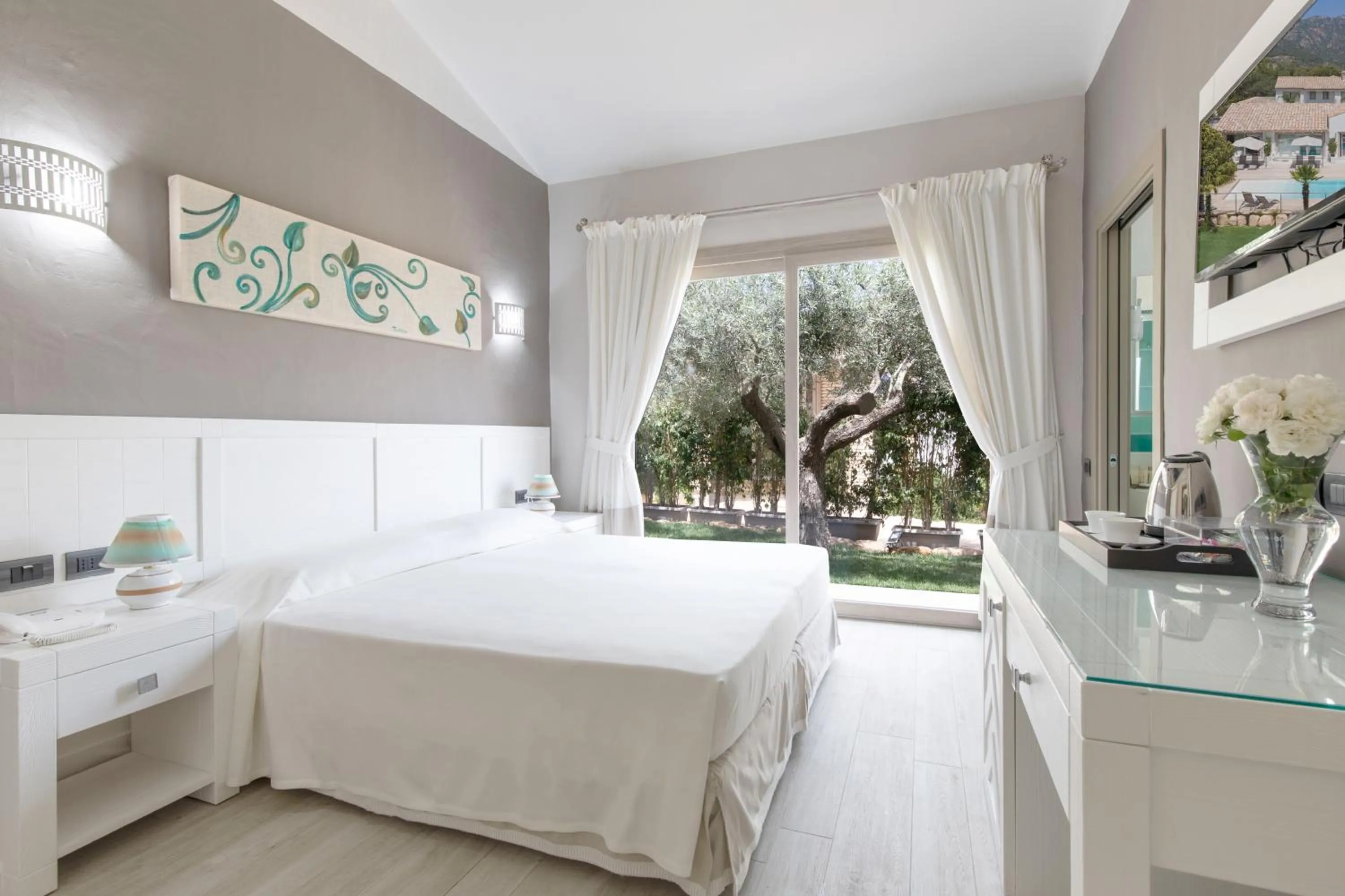 Bed in Eliantos Boutique Hotel & Spa
