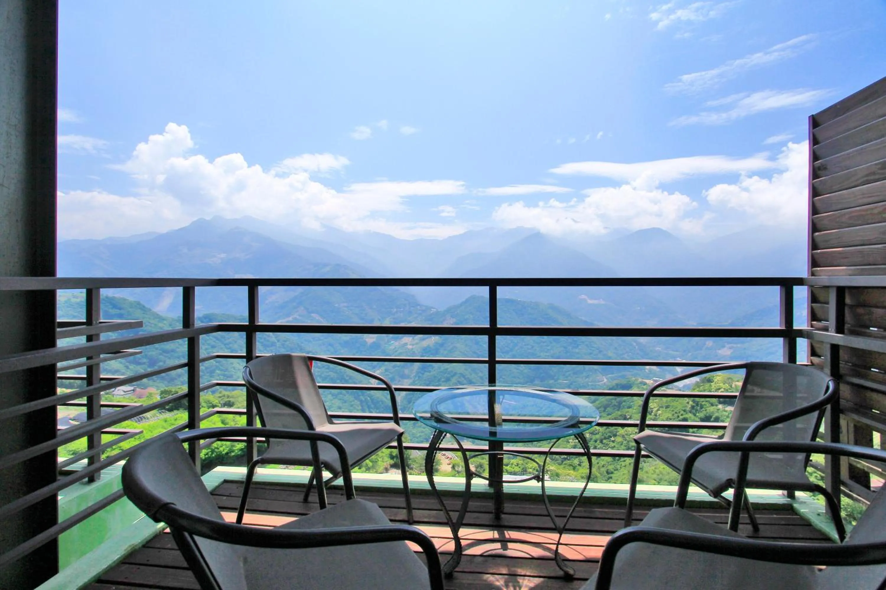 Balcony/Terrace in Sunnydale B&B